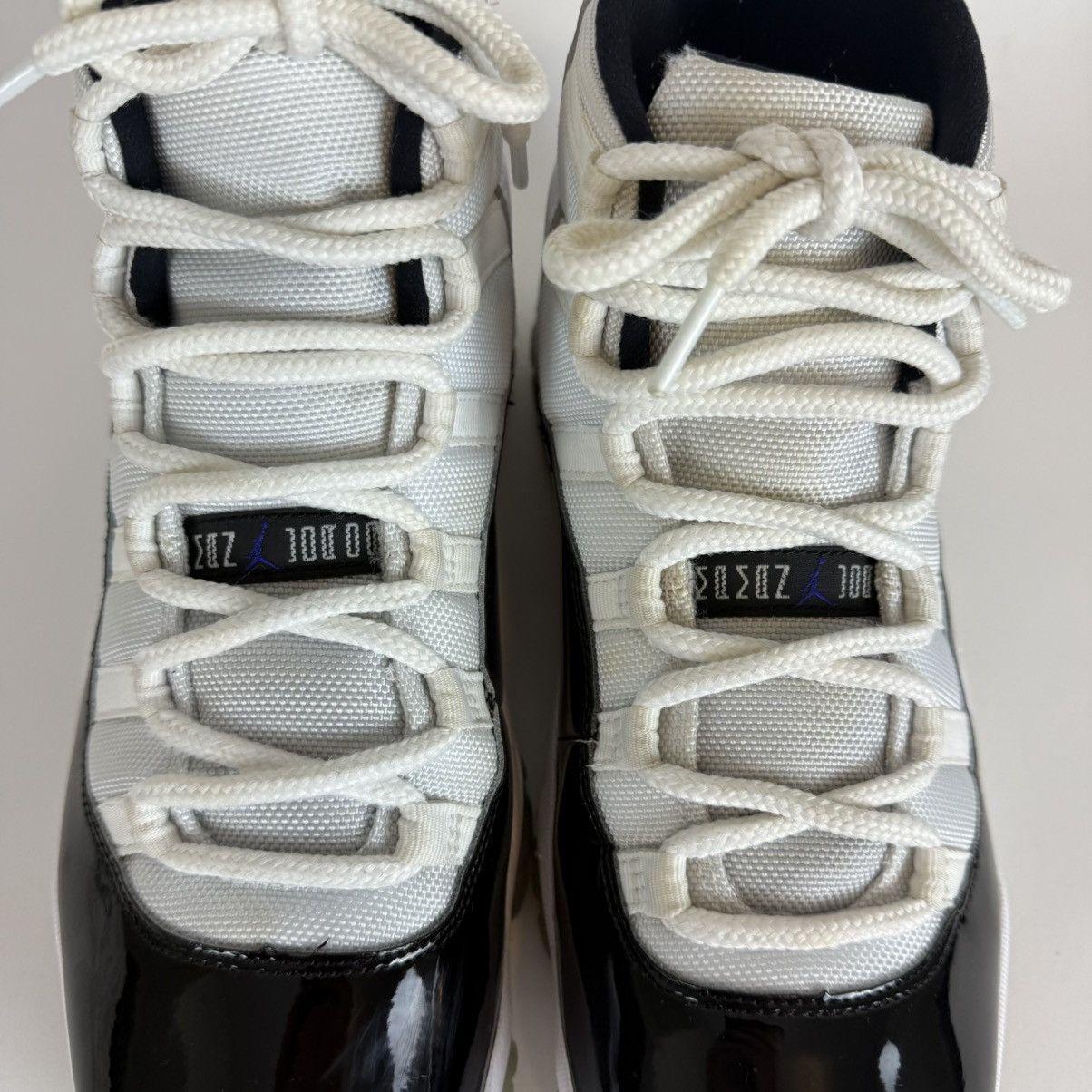 Jordan Brand × Nike Size 10.5-Jordan 11 Concord 2018-LIGHTLY WORN Size US 10.5 / EU 43-44 - 6 Thumbnail