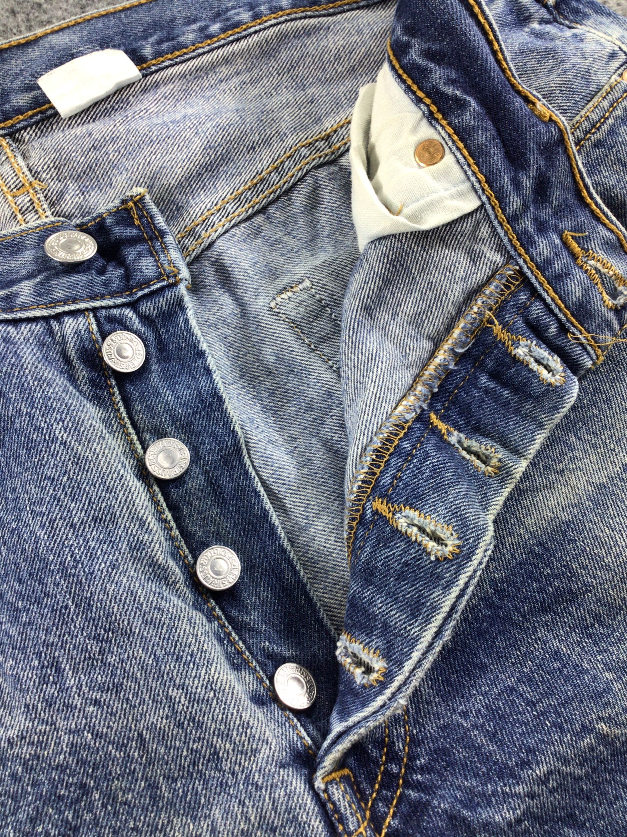 Levi's Vintage Levis 501 Jeans-J435 Size US 35 - 7 Thumbnail