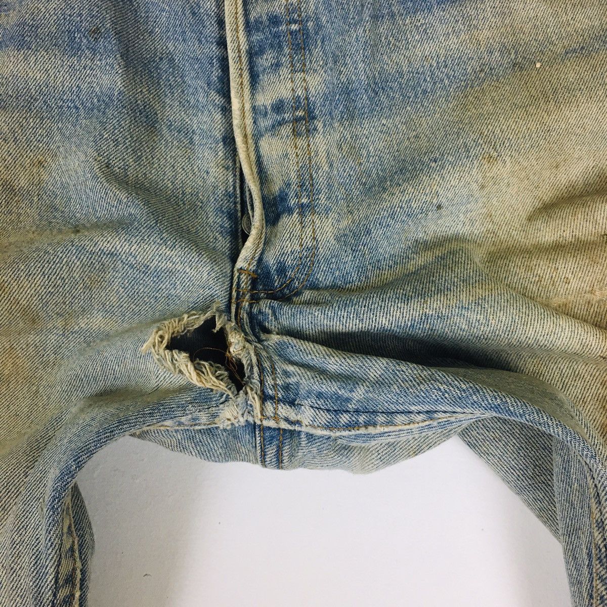 Levi's Vintage Clothing Vintage Levi’s 501xx Distress Size US 35 - 5 Thumbnail