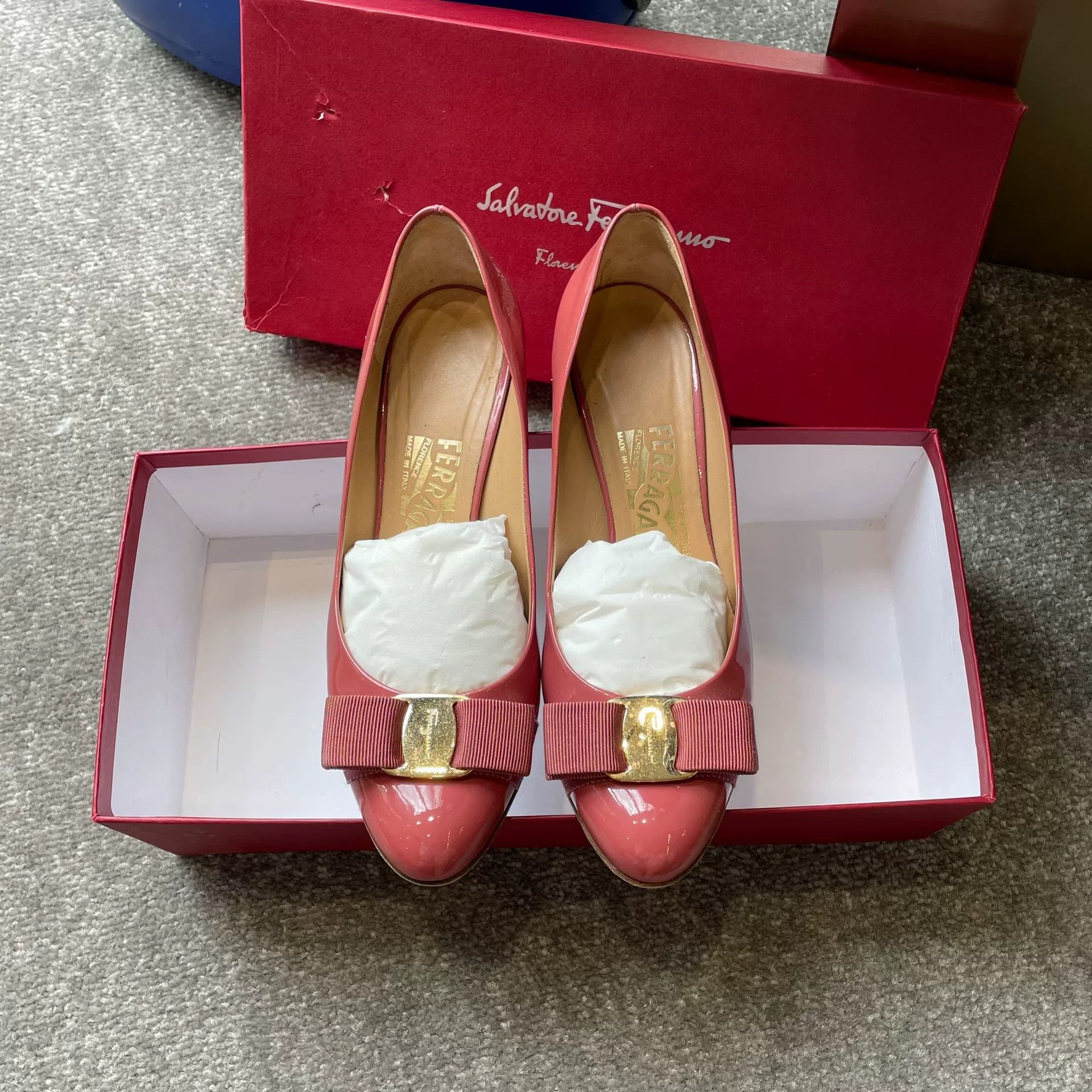 Salvatore Ferragamo Ferragamo Magenta Leather High Heels Size US 5 / IT 35 - 1 Thumbnail