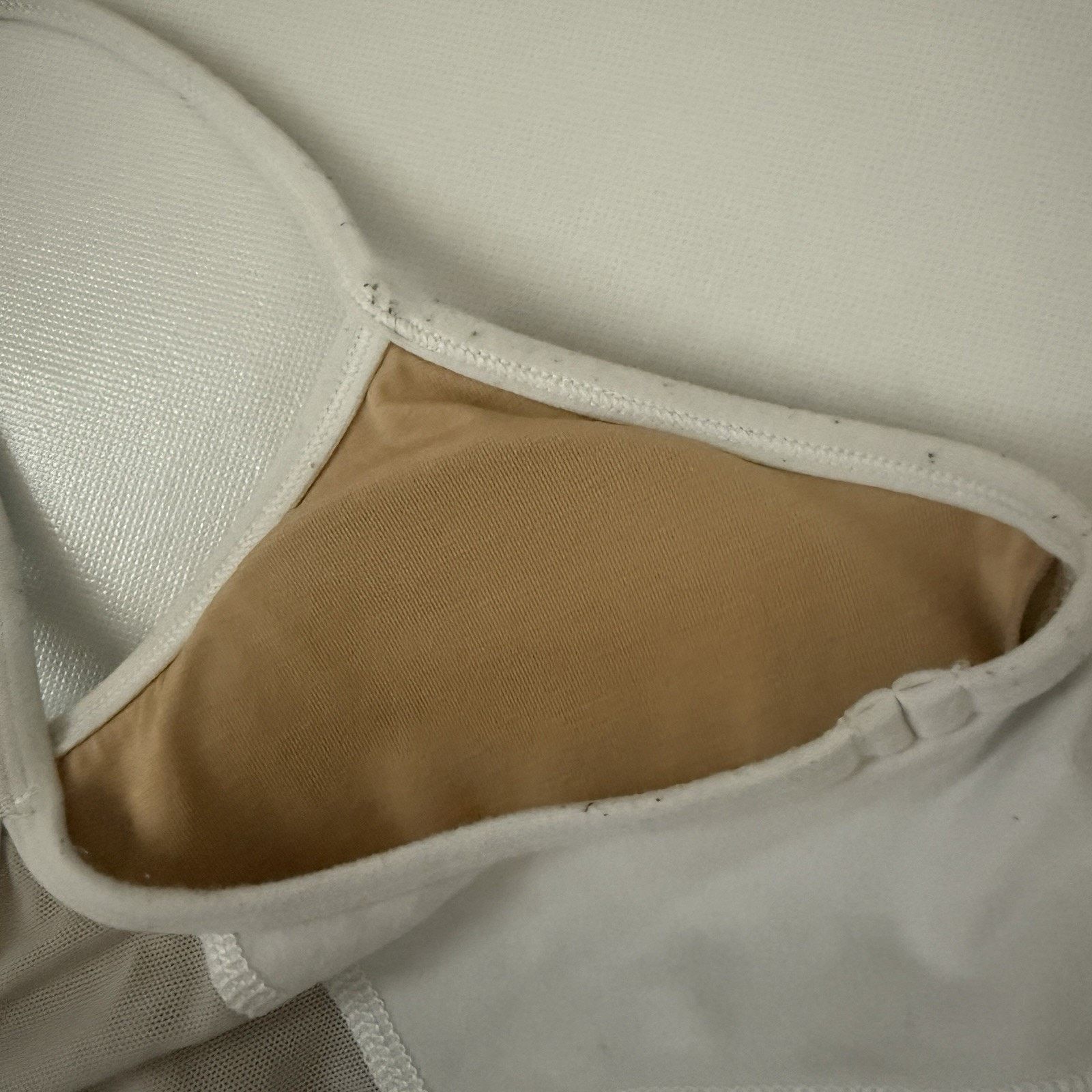Lululemon Lululemon Sports Bra Power Y Racerback Gym Workout Yoga Size M / US 6-8 / IT 42-44 - 5 Thumbnail