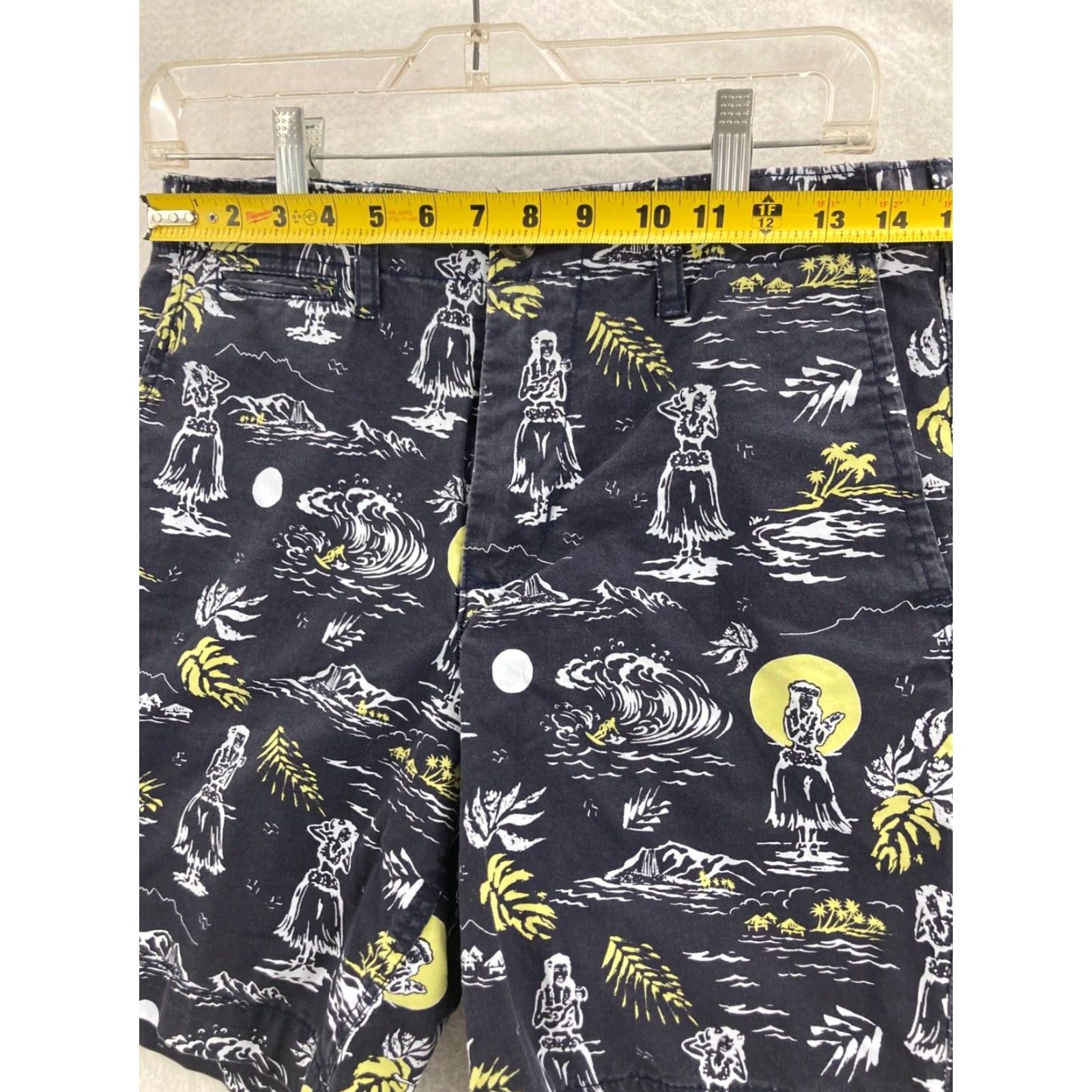 American Eagle Outfitters American Eagle Outfitters Chino Shorts Mens 29 Floral Multicolor Casual Aloha Size US 29 - 2 Thumbnail