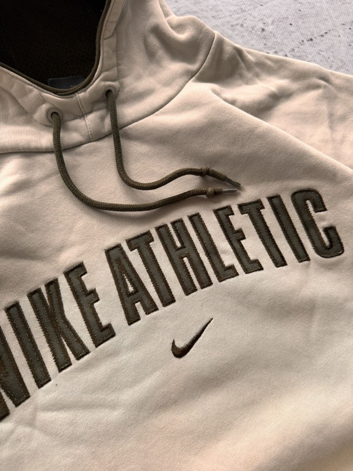 Nike × Vintage NIKE VINTAGE CENTER BROWN LOGO OVERSIZE BOXY HOODIE Size US L / EU 52-54 / 3 - 5 Thumbnail