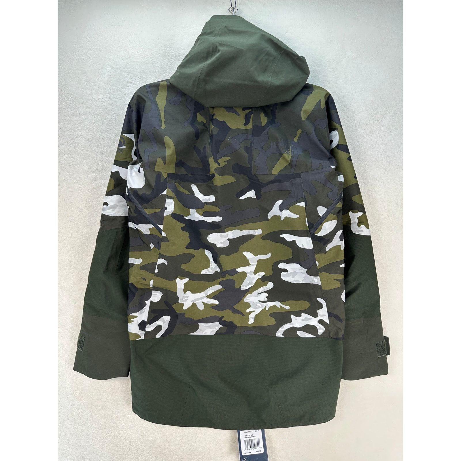 The North Face THE NORTH FACE WOMEN'S SMALL A-CAD FUTURELIGHT JACKET CAMO Size S / US 4 / IT 40 - 2 Thumbnail