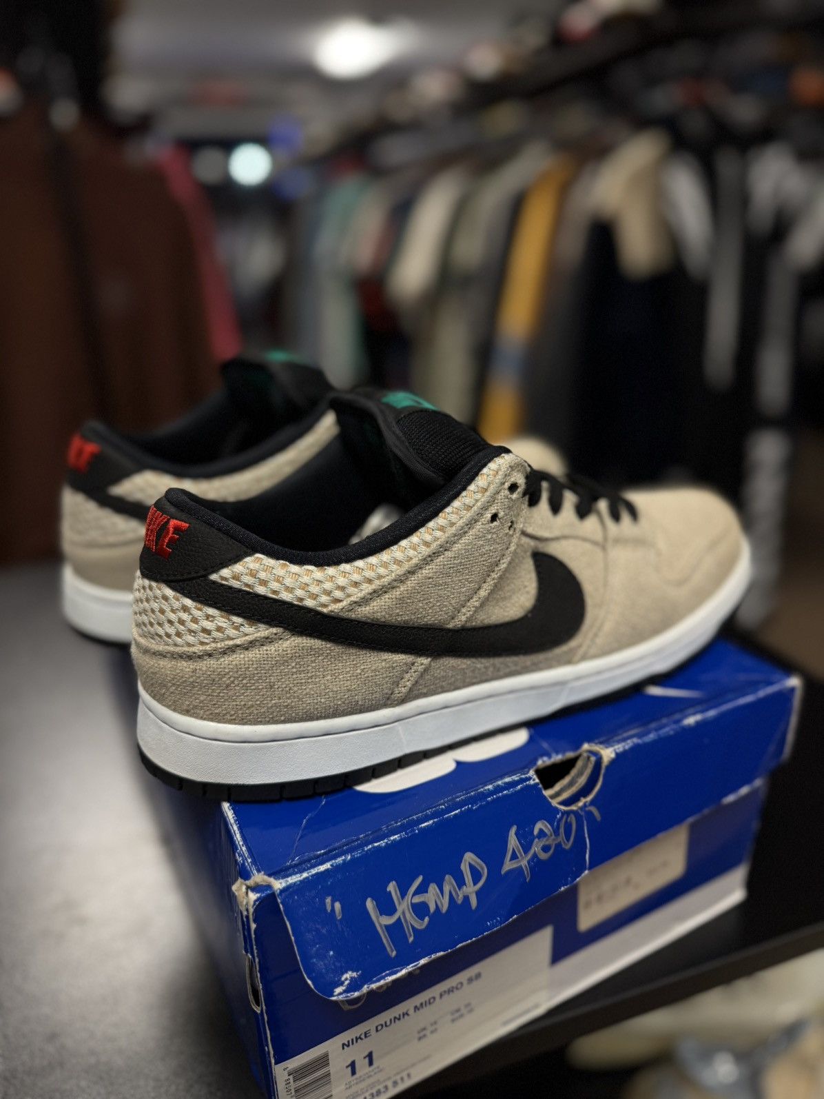 Nike Size 11 - Nike SB Dunk Low Hemp 420 (313170-206) 2016 Size US 11 / EU 44 - 2 Thumbnail