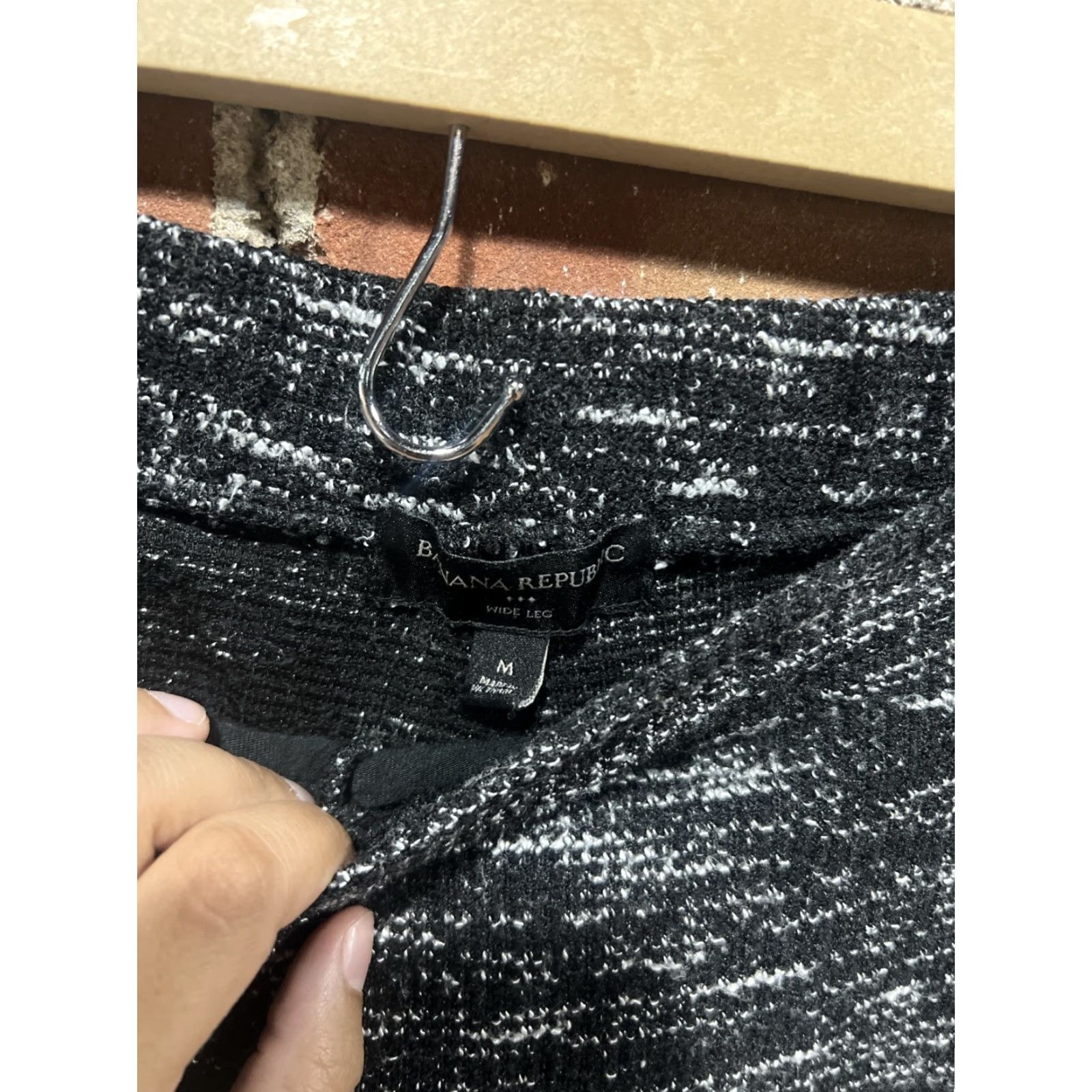 Banana Republic VINTAGE Banana Republic Wide Leg High Waist Rise Heather Knit Black Pants Womens Medium Size 24" / US 00 / IT 34 - 2 Thumbnail