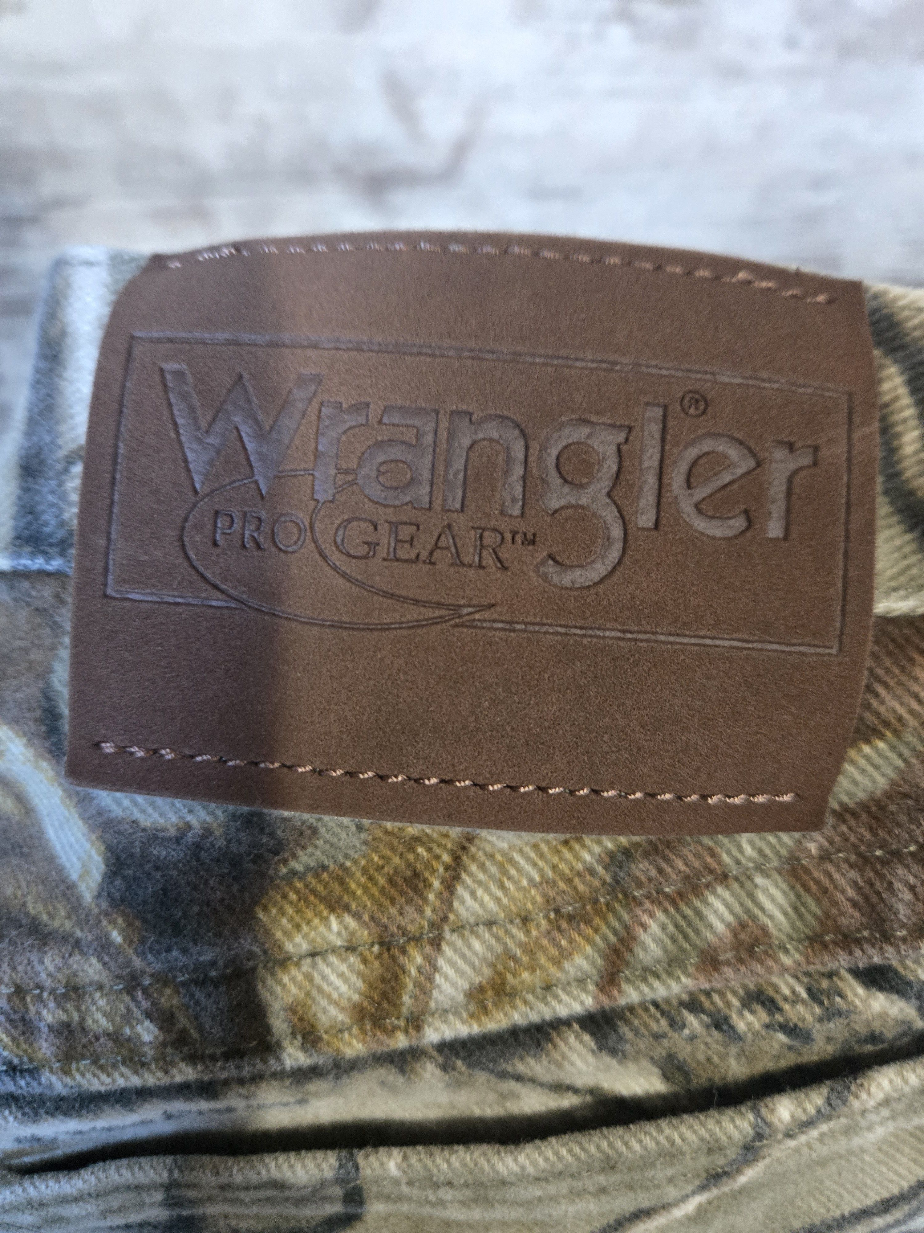 Wrangler REAL TREE CAMO PANTS Size US 32 / EU 48 - 3 Thumbnail