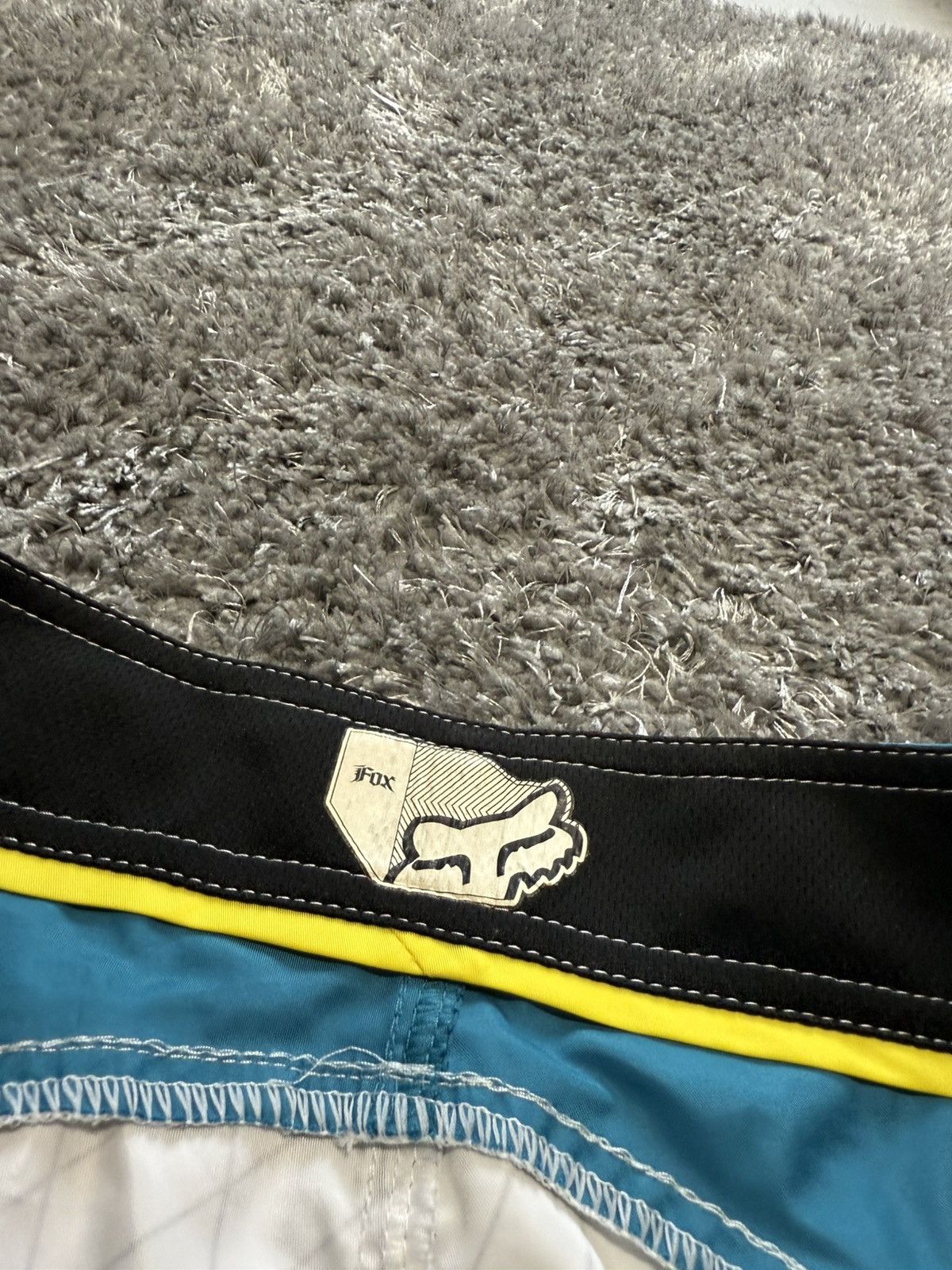 Fox Racing Y2k FOX Shorts Size US 32 / EU 48 - 3 Thumbnail