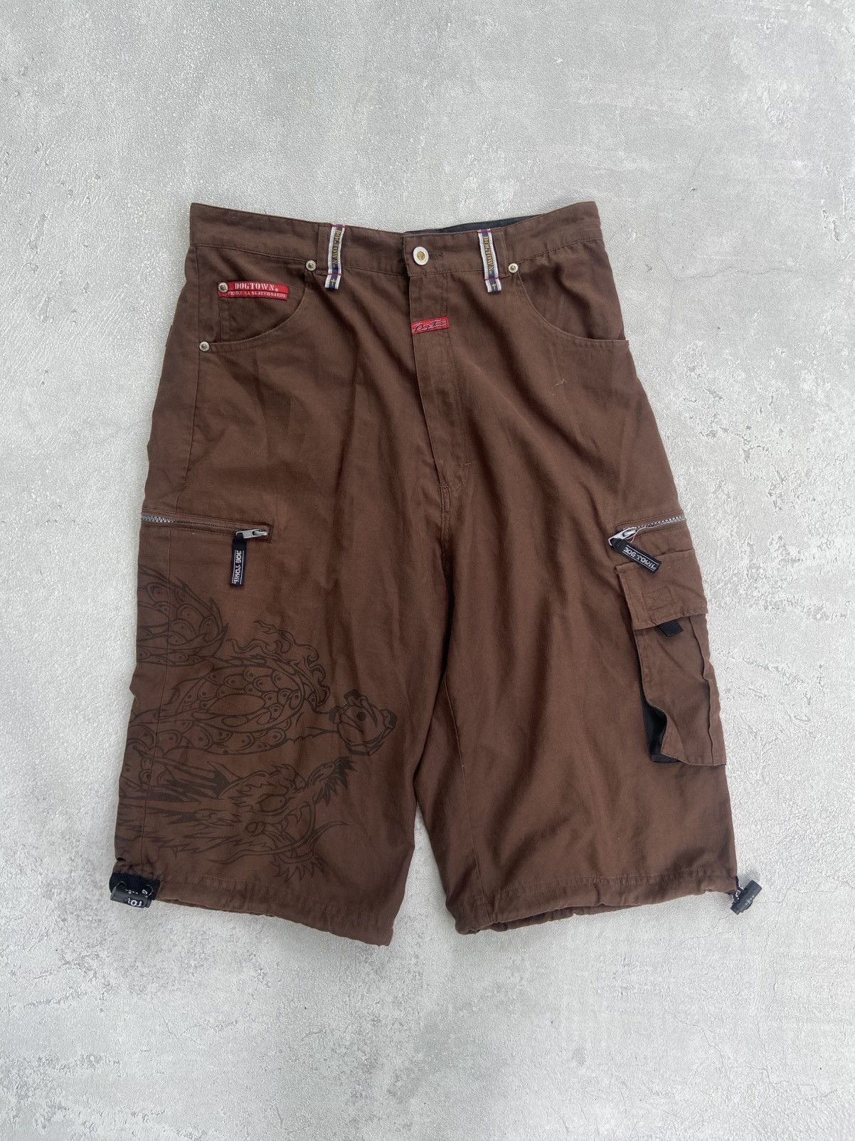 Vintage Dogtown black dragon short pants y2k
