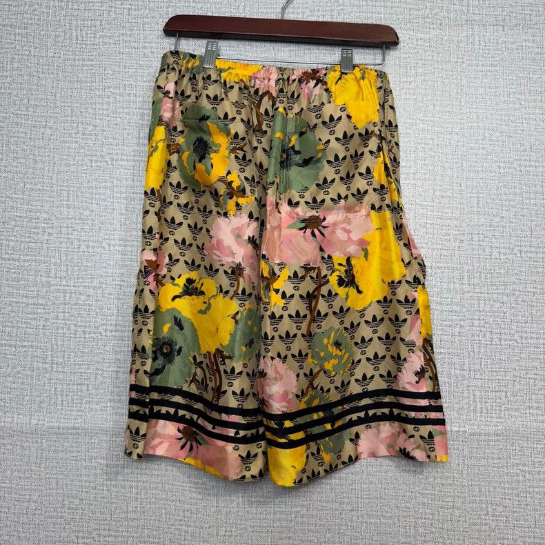 Gucci Gucci Clover co-branded full-print silk shorts 2502-Nextarr Size US 28 / EU 44 - 2 Thumbnail