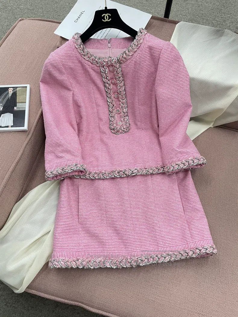 Chanel Chanel 23C pink rhinestones with floral two-piece fake two Size S / US 4 / IT 40 - 1 Thumbnail