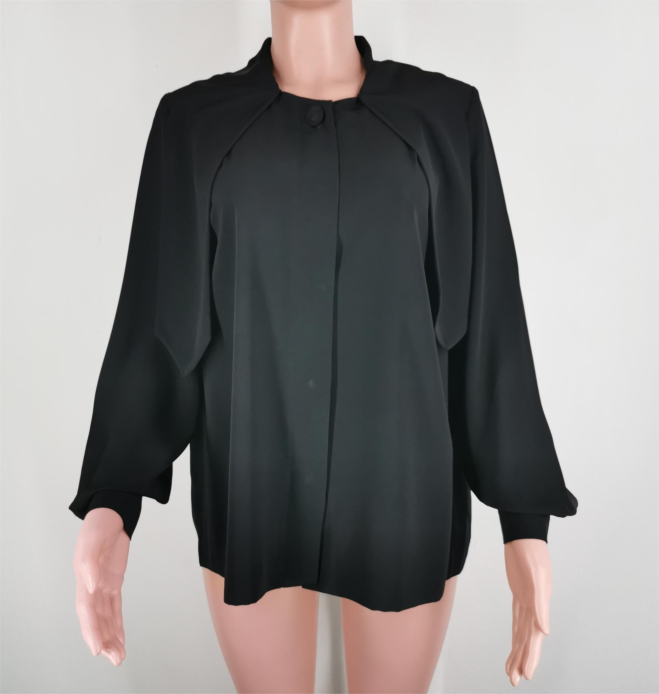 Givenchy Vintage 90s Givenchy Blouse Shirt Made In Japan Size M Size M / US 6-8 / IT 42-44 - 2 Thumbnail