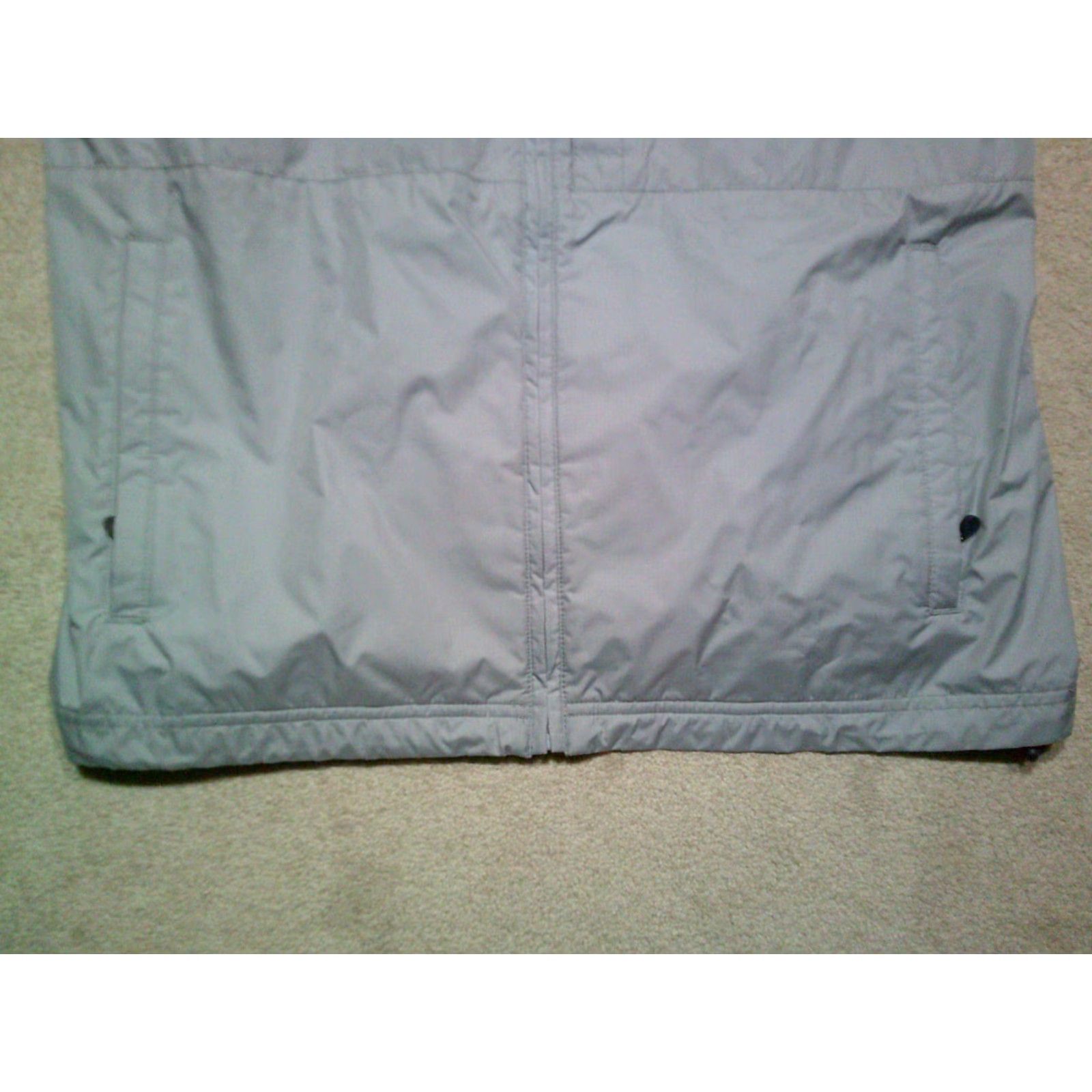 Vineyard Vines Vineyard Vines Performance Full Zip Vest Mens M Gray Reflective Windbreaker Category: Vest Size US M / EU 48-50 / 2 - 4 Thumbnail