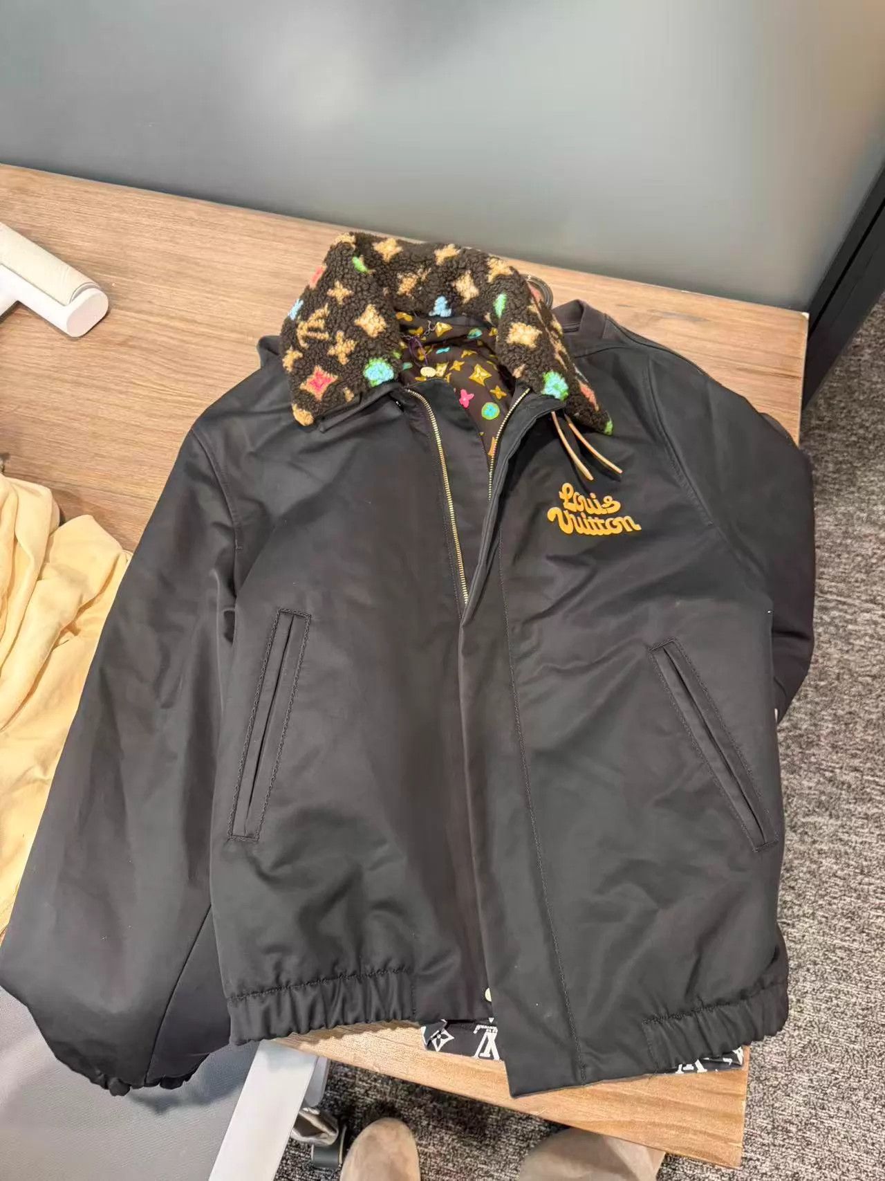 Louis Vuitton lvtyler tri-color puffer jacket 48 new Size US M / EU 48-50 / 2 - 1 Thumbnail