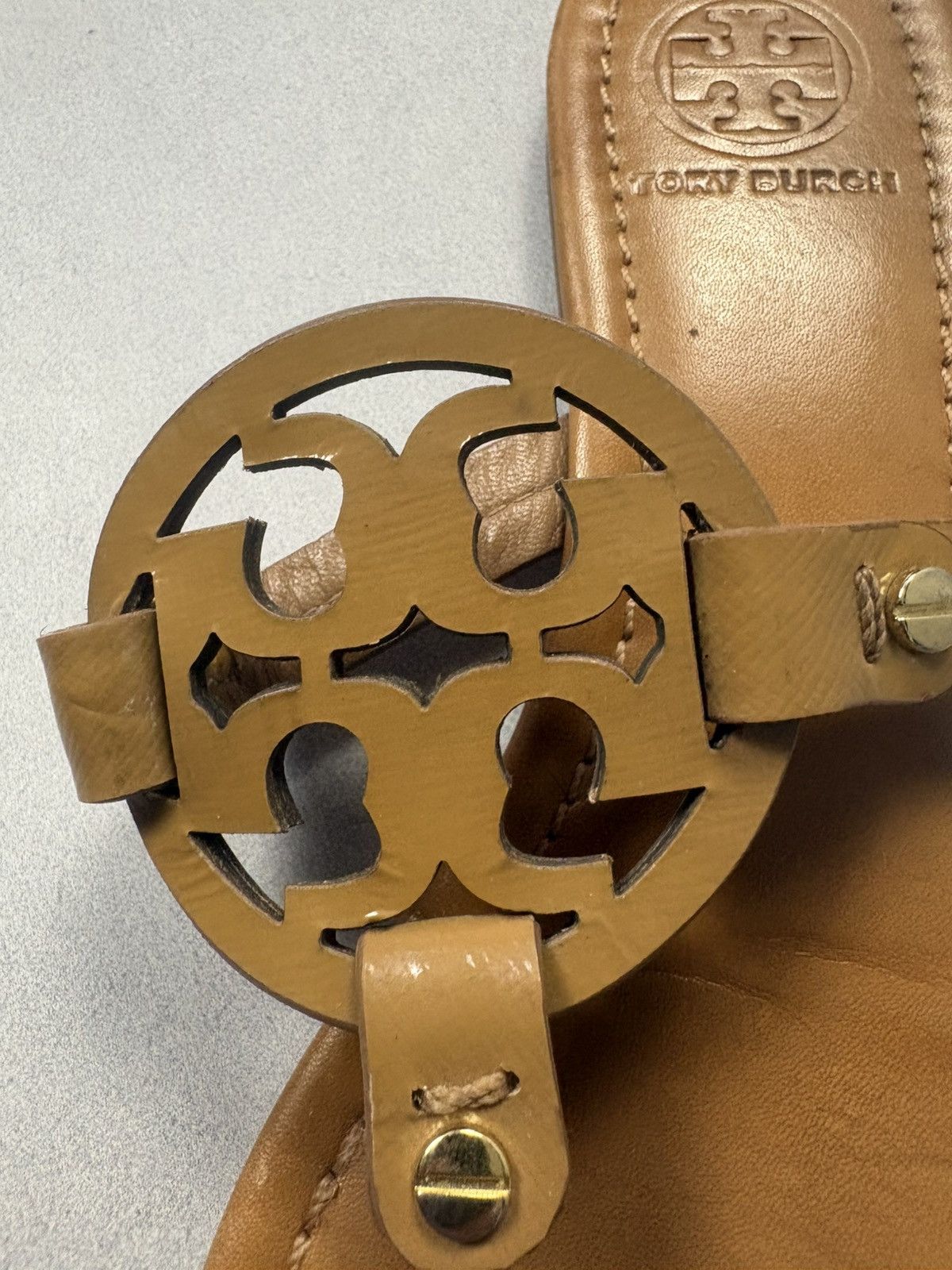 Tory Burch Tory Burch Miller Logo Sandals Brown Leather Thong Flats 8.5 Size US 8.5 / IT 38.5 - 13 Thumbnail