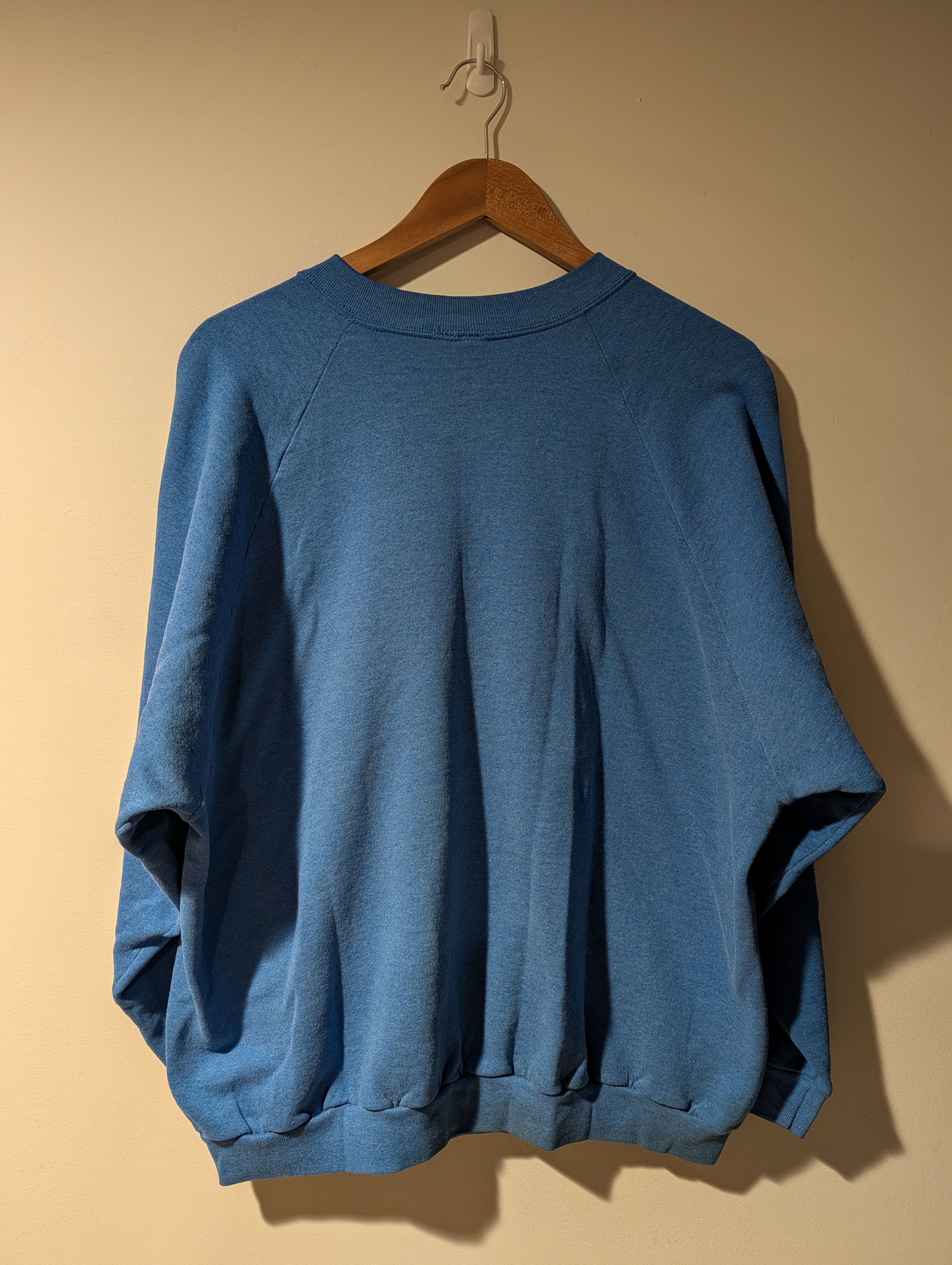 Cartoon Network 90s VINTAGE LOONEY TUNES Blue Tweety Bad As Sweatshirt Size US L / EU 52-54 / 3 - 8 Thumbnail