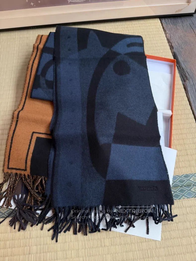 Hermes Hermes Cashmere Scarf with Double Fringe Size ONE SIZE - 6 Thumbnail