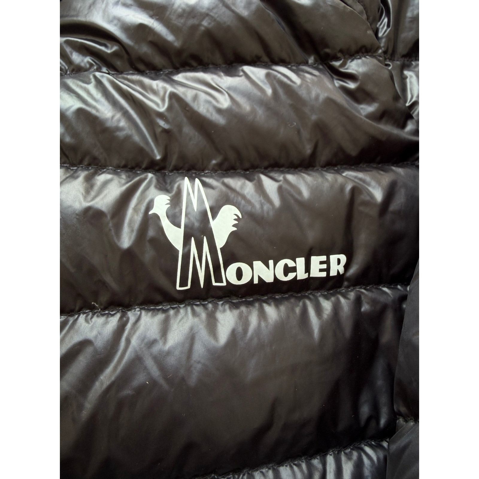 Moncler Size L - Moncler Puffer Jacket Size US L / EU 52-54 / 3 - 4 Thumbnail