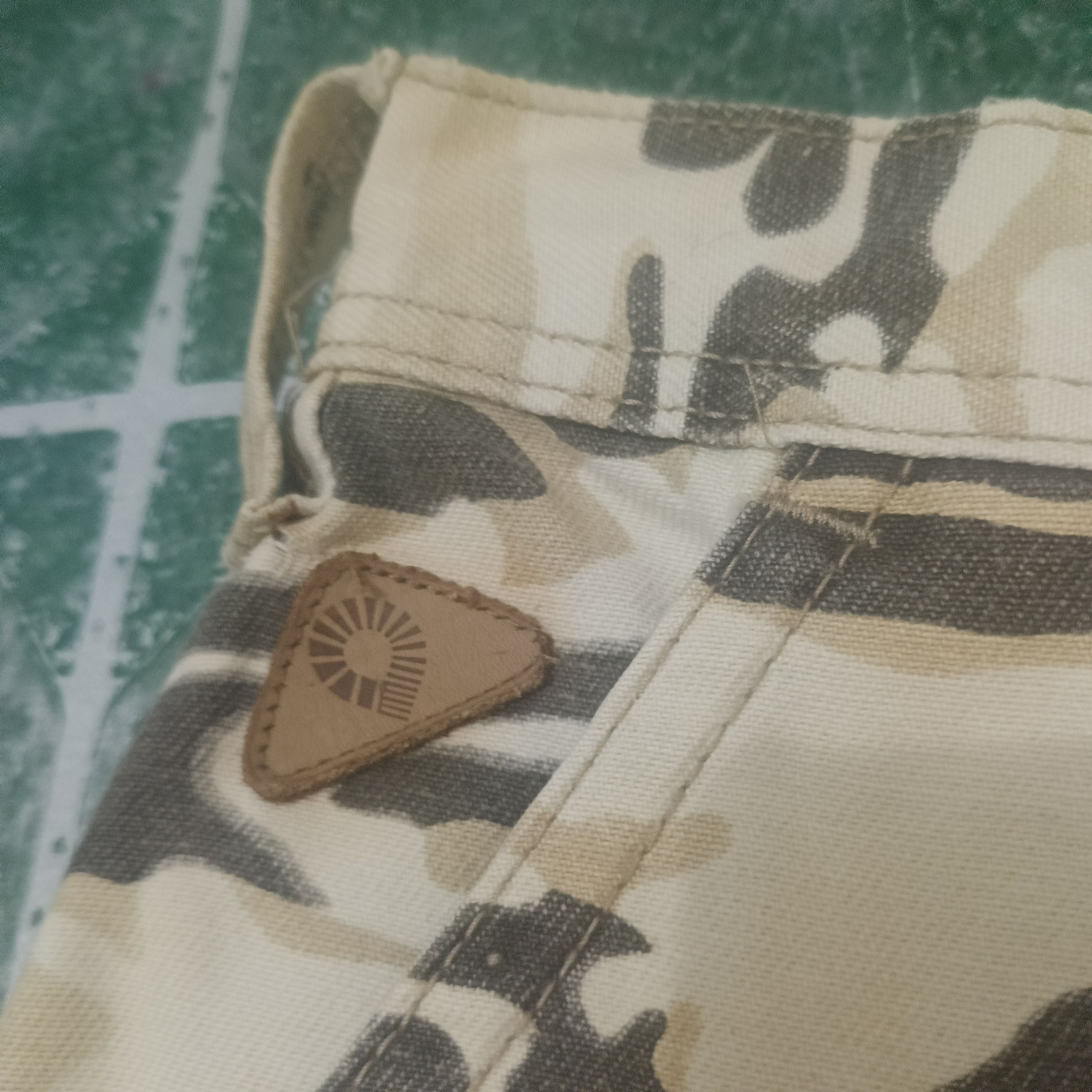 Japanese Brand Rare Japanese Akademiks Safety Camouflage Cargo Pants Size US 35 - 5 Thumbnail