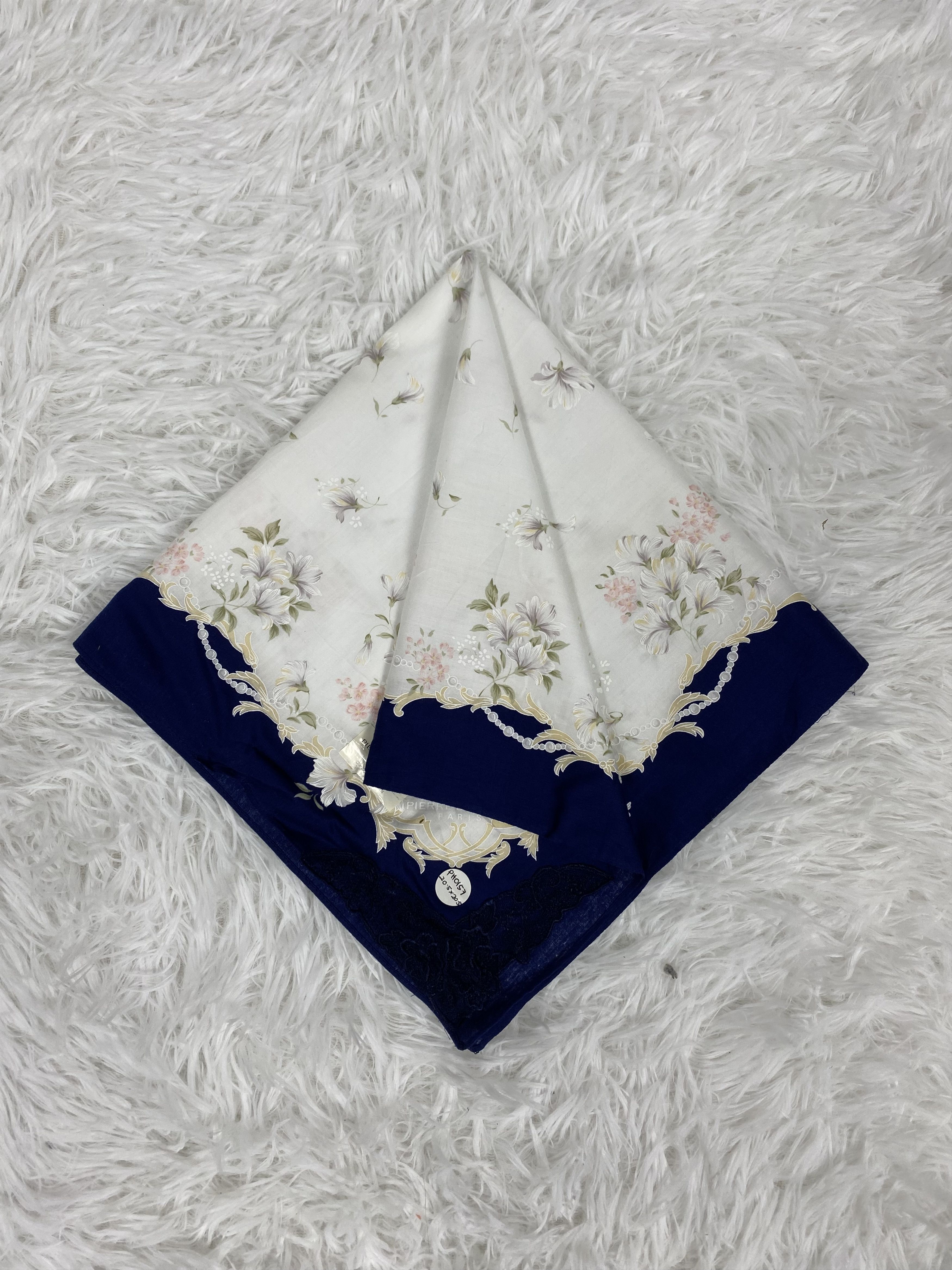 Pierre Balmain Vintage Pierre Balmain Handkerchief PH0157 Size ONE SIZE - 1 Thumbnail