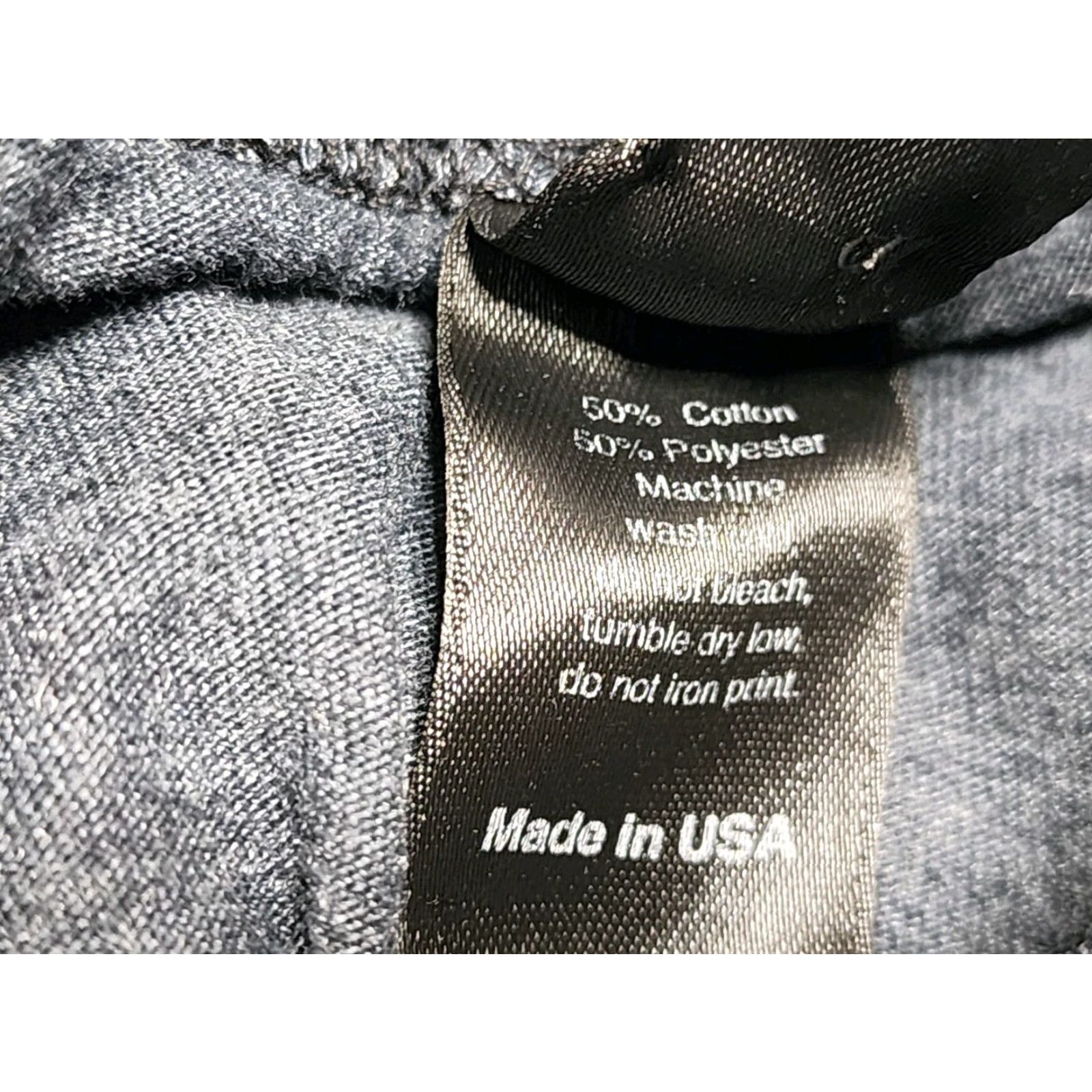 Obey VINTAGE OBEY T-Shirt Skeleton USA Gray S Womens Short Sleeve Slim Size S United States USA Theme 90s Concert? Size S / US 4 / IT 40 - 5 Thumbnail