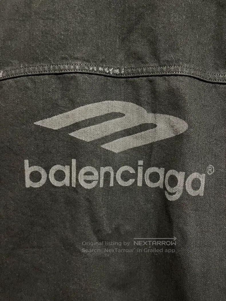 Balenciaga Balenciaga Letter Printed Distressed Washed Denim Jacket Size US S / EU 44-46 / 1 - 5 Thumbnail