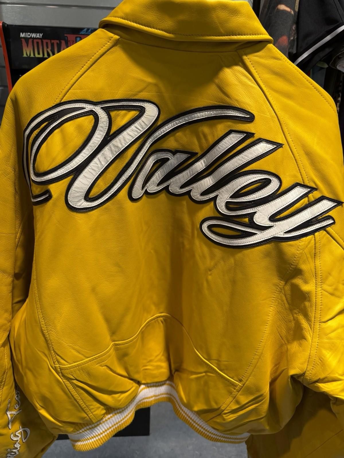 Other ValeLives Valley Leather Jacket Yellow Rare Release Size XL Size US XL / EU 56 / 4 - 5 Thumbnail