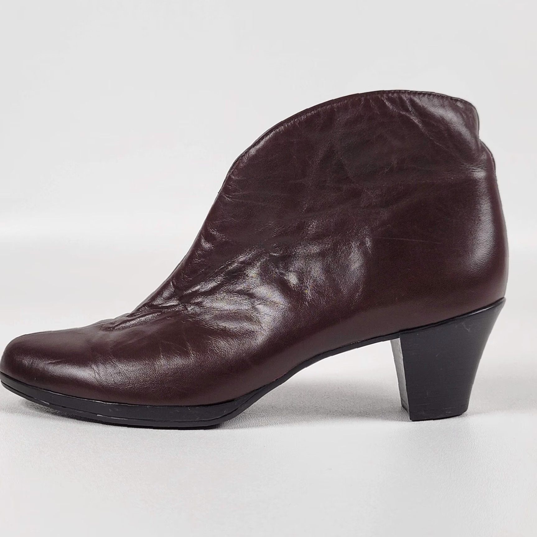 Vintage Munro Robyn Womens Size 8 M Brown Leather Ankle Boots bootie Woman Brown Leather Ankle Boots M Size US 8 / IT 38 - 7 Thumbnail