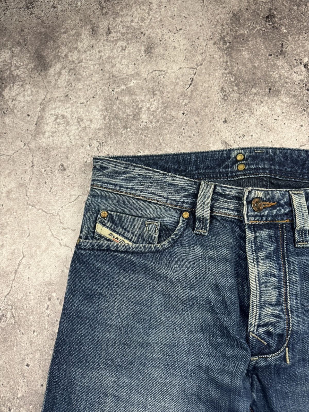 Diesel Vintage Diesel Jeans Baggy Distressed Flared Wide Japanese Size US 29 - 4 Thumbnail