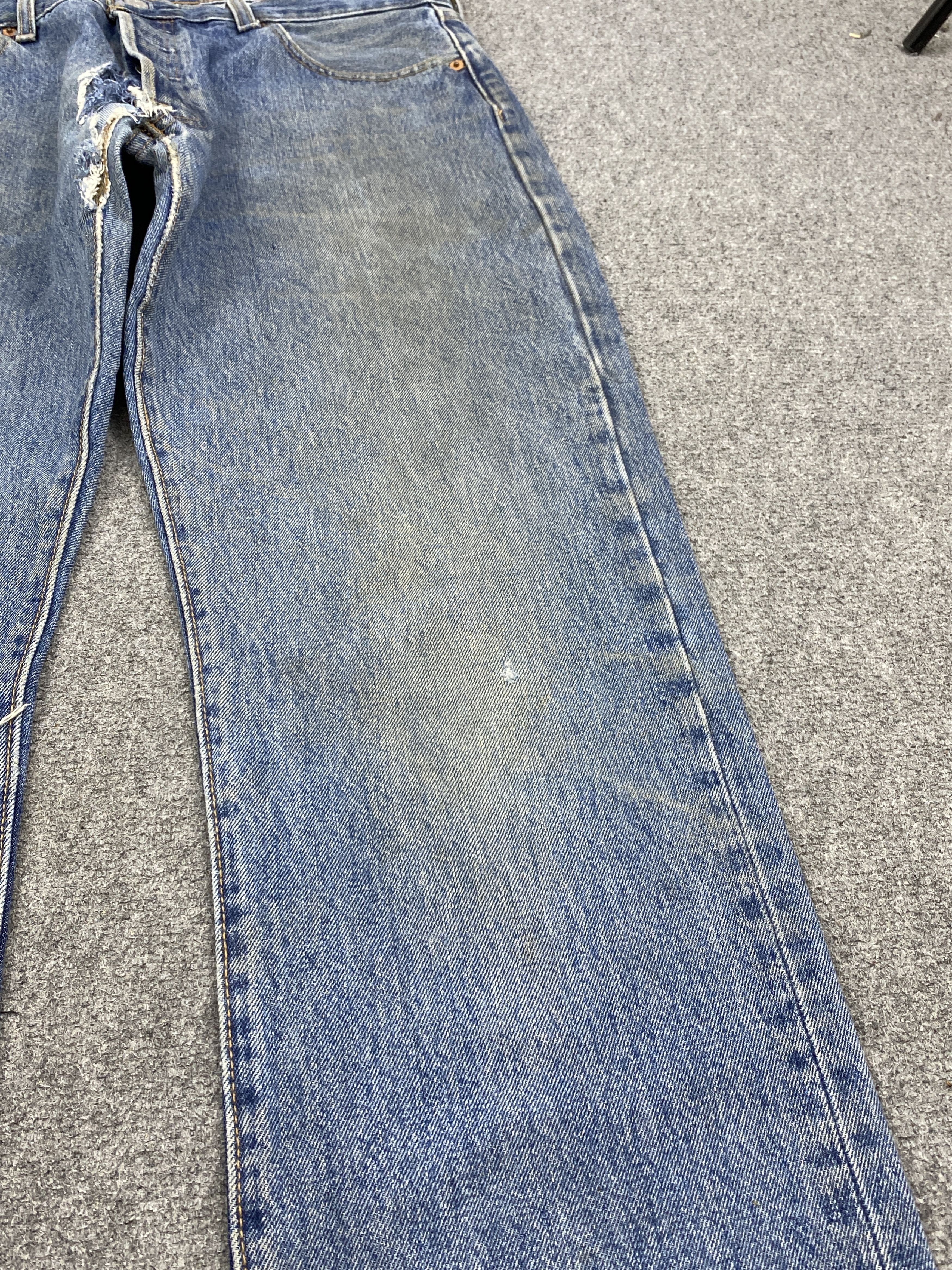 Levi's × Vintage Vintage Levi's 501 Distressed Jeans Size US 36 / EU 52 - 15 Thumbnail