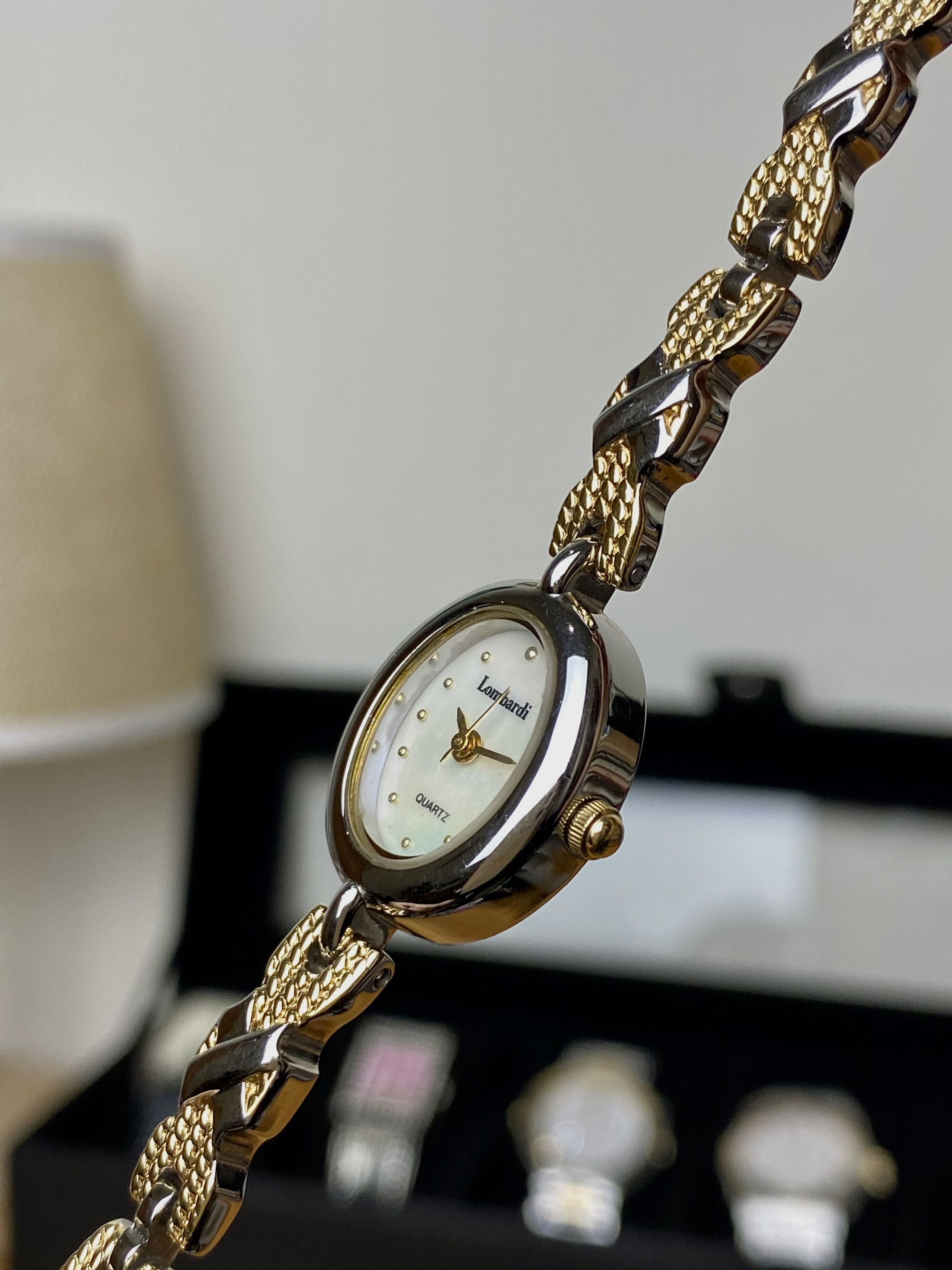 Vintage 💥 Vtg Lombardi Twotone Bracelet lady Size ONE SIZE - 2 Thumbnail