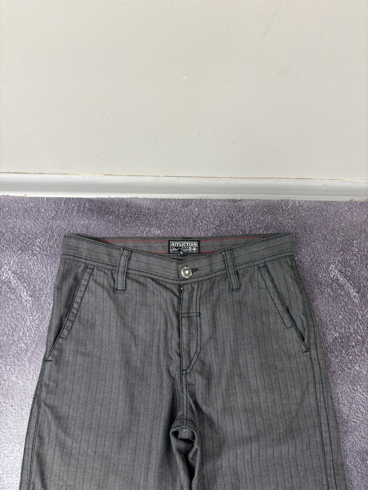 Affliction Vintage Affliction Y2K Grunge Crazy Cyber Rare Hype Shorts Size US 31 - 5 Thumbnail