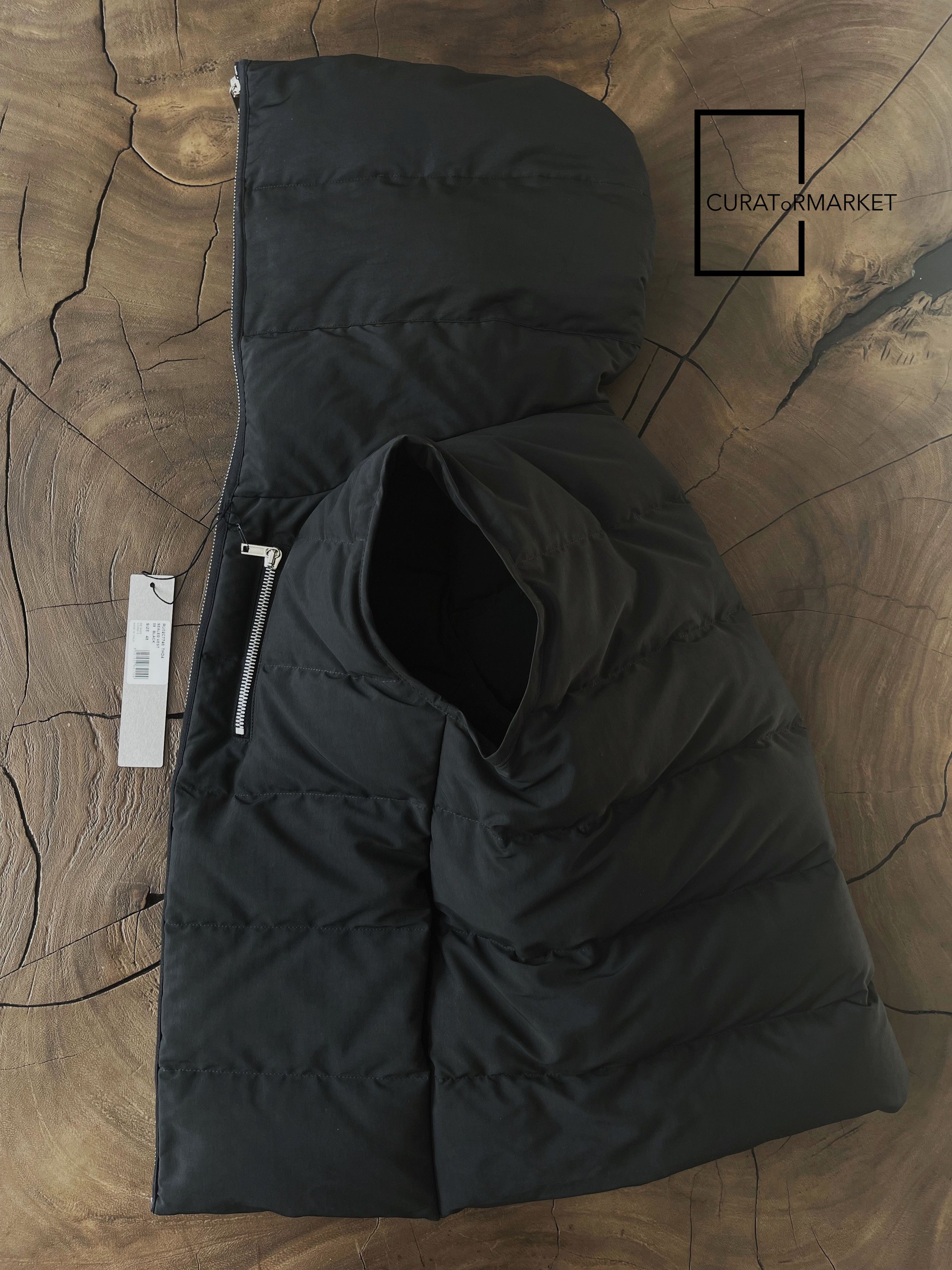 Rick Owens EU48 RARE Sample Padded Down Puffer Sealed Vest FW23 Luxor Size US M / EU 48-50 / 2 - 2 Thumbnail