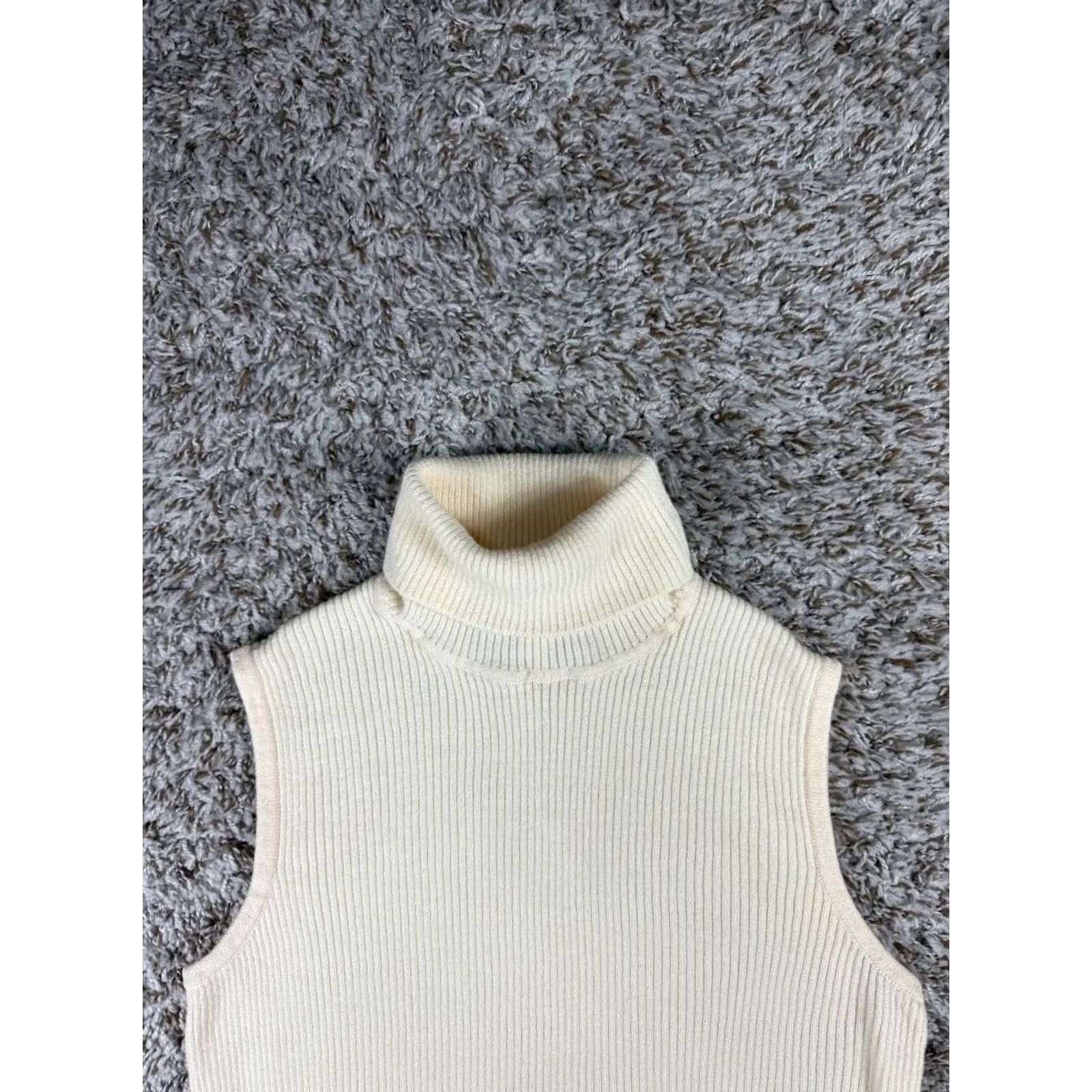 St. John St. John Sport Ivory Ribbed Sleeveless Turtleneck Knit Sweater Size M Women Size M / US 6-8 / IT 42-44 - 2 Thumbnail