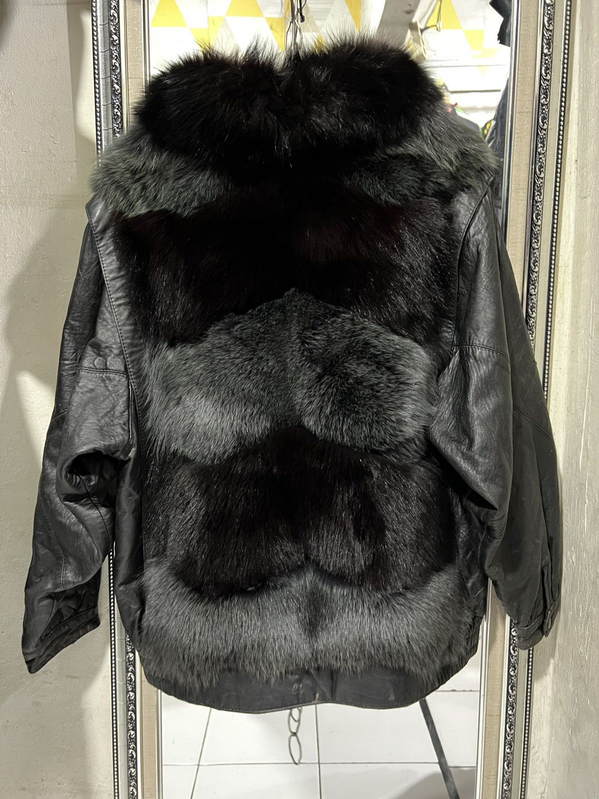 Genuine Leather Vintage Adrienne Genuine Leather Shape Skin Fox Fur Jacket Size US M / EU 48-50 / 2 - 4 Thumbnail