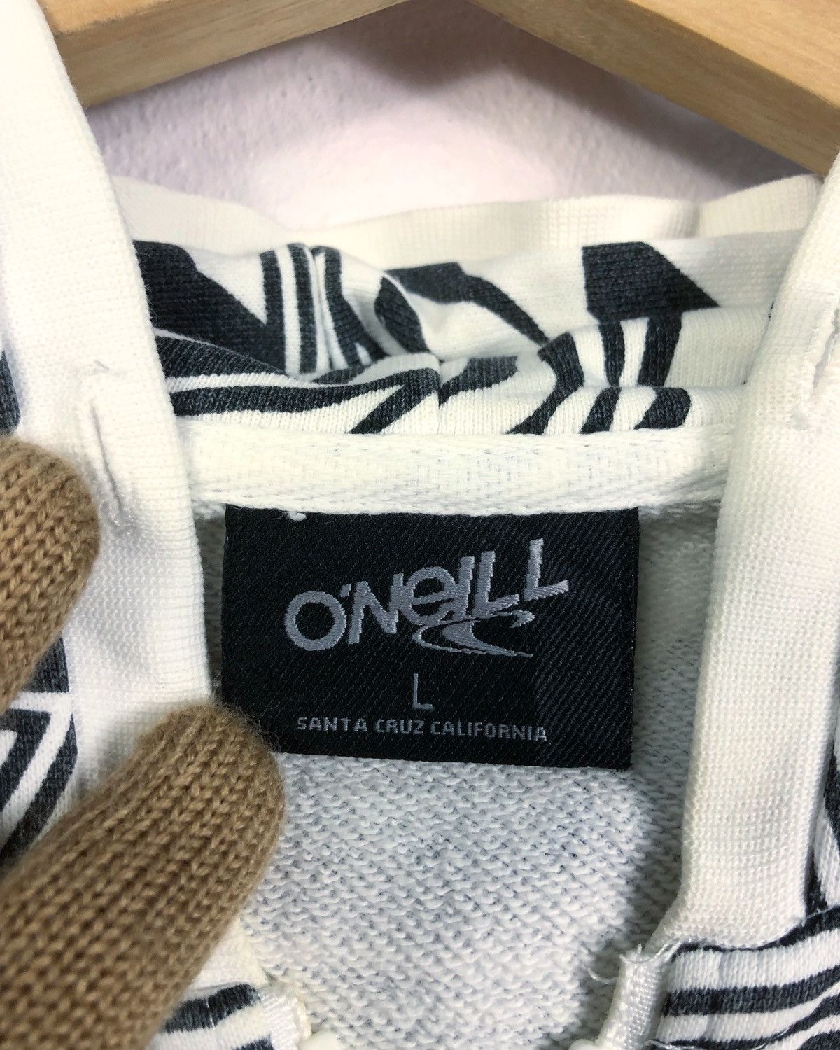 O'Neill × Vintage Rare Vintage Oneill Surf All Over Print Hoodie Size US L / EU 52-54 / 3 - 8 Thumbnail