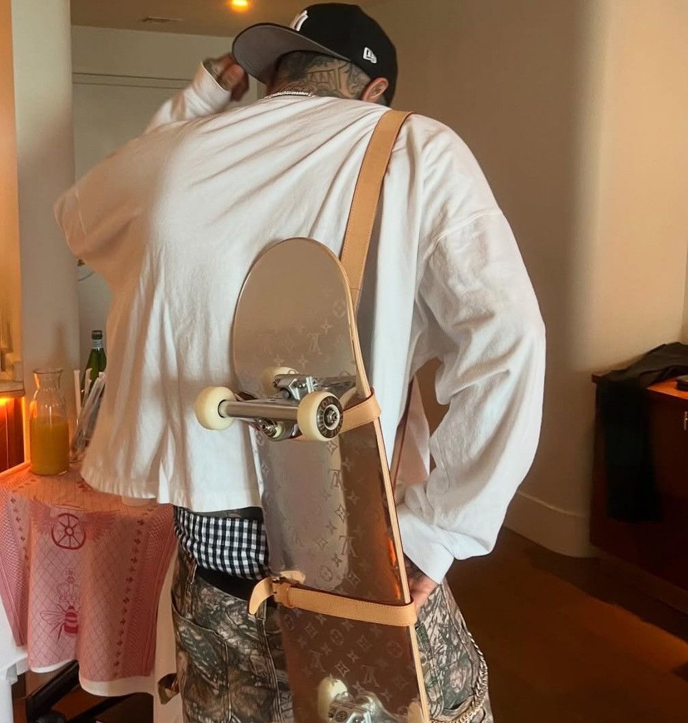 Louis Vuitton × Virgil Abloh LOUIS VUITTON LV VIRGIL SKATEBOARD BAG STRAP RUNWAY Size ONE SIZE - 6 Thumbnail