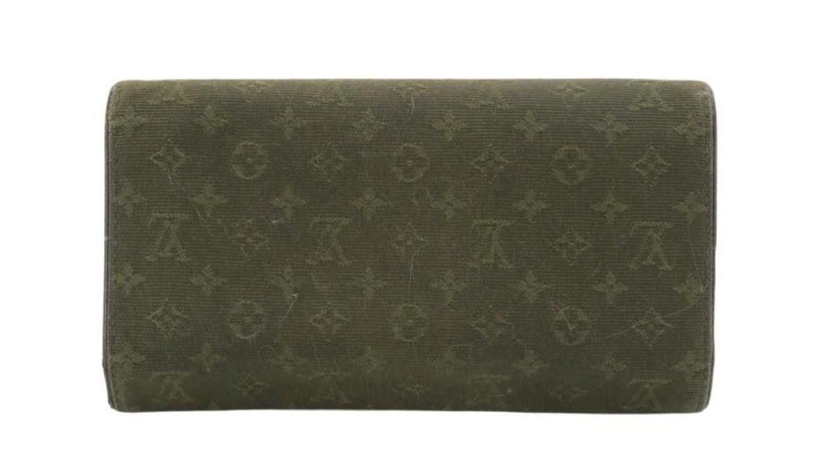 Louis Vuitton Louis Vuitton Monogram Olive Green International Wallet Size ONE SIZE - 2 Thumbnail