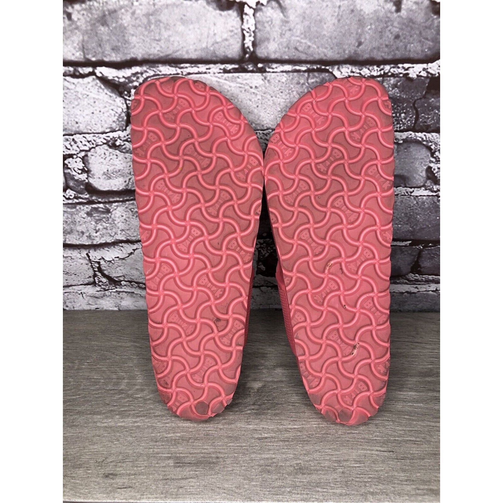 Birkenstock Birkenstock Honolulu Eva Lightweight Pink Thong FlipFlop San Size US 10 / IT 40 - 7 Thumbnail
