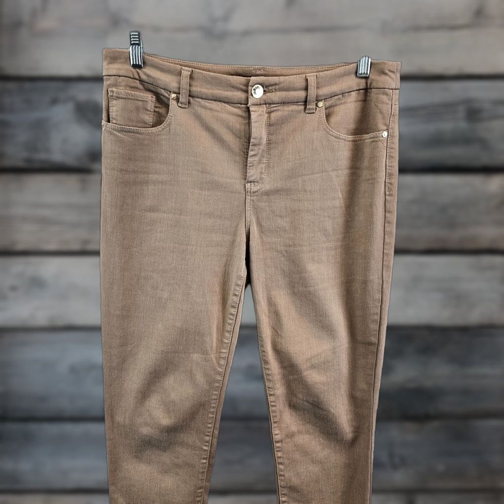 Vintage Chico's Womens So Slimming Girlfriend Ankle Jeans Sz 8 Tan Mid Rise Cotton Blend Jeans Womens 8 Brown Ankle Slimming (Chico's) Size 30" / US 8 / IT 44 - 1 Thumbnail