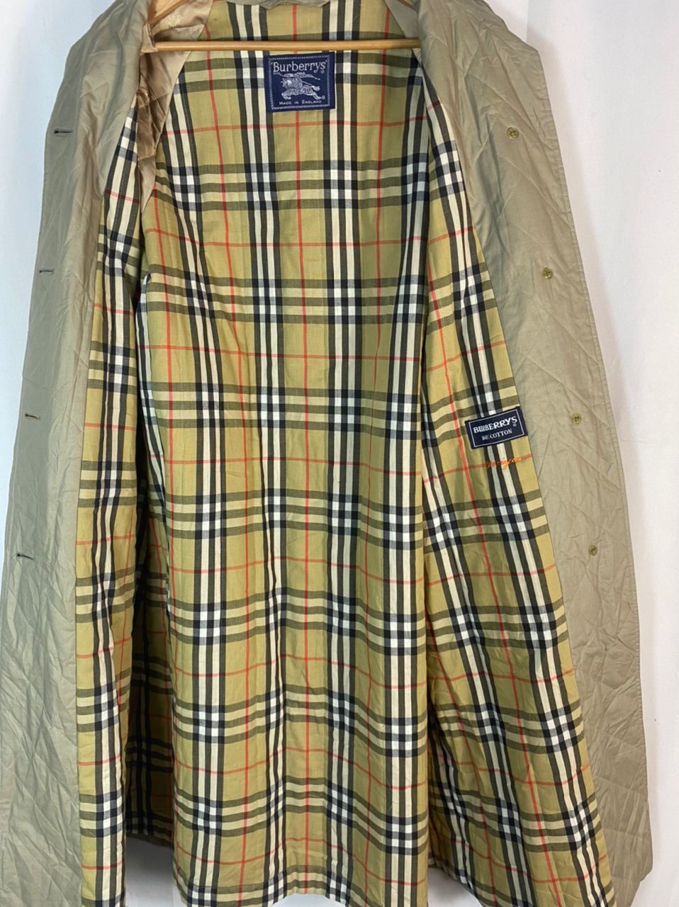 Burberry × Designer × Vintage Vintage Burberry trench coat made in England Size M / US 6-8 / IT 42-44 - 3 Thumbnail
