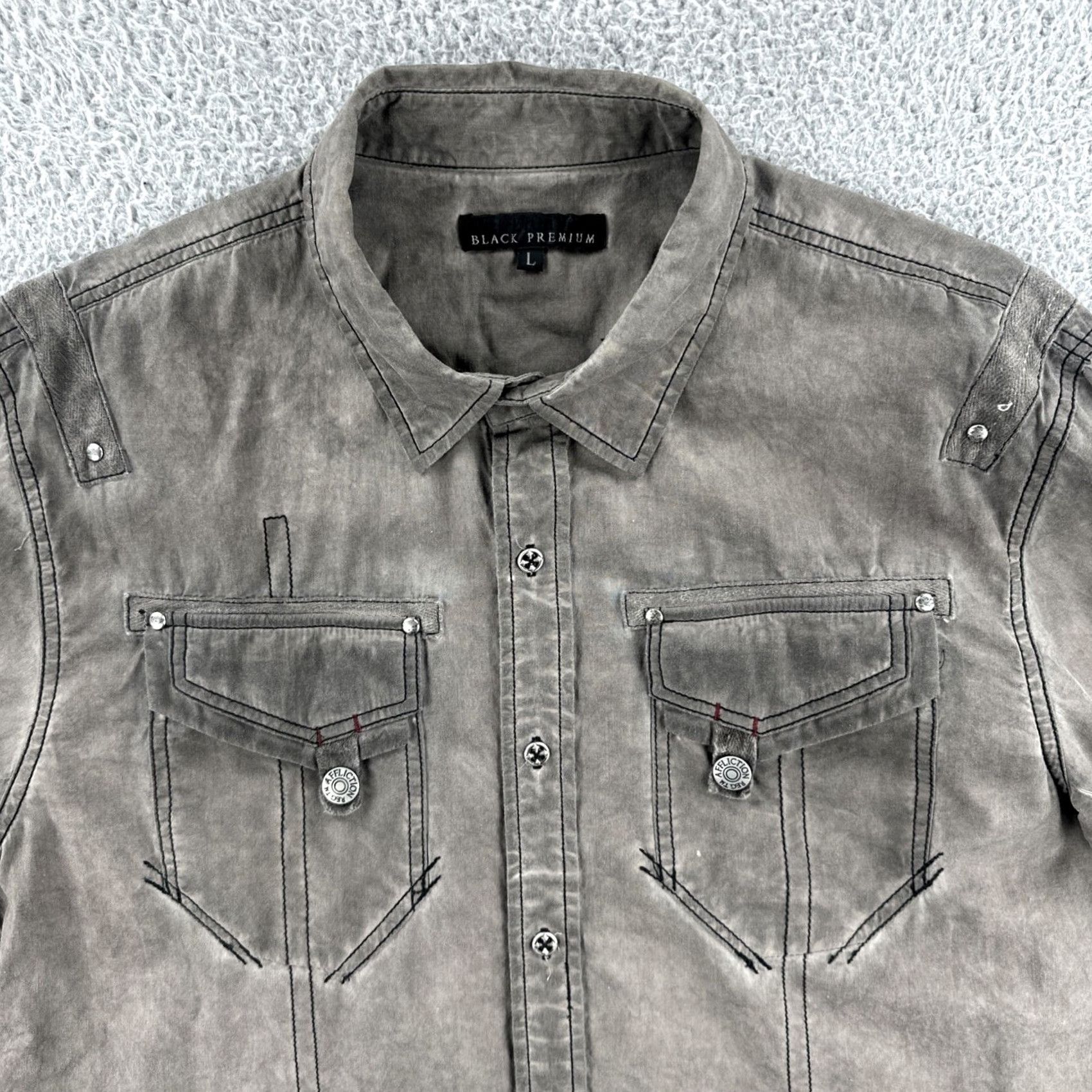 Affliction VINTAGE Affliction Gray Button-Up Shirt Mens Large Regular Fit Y2K Fashion EUC Size US L / EU 52-54 / 3 - 5 Thumbnail