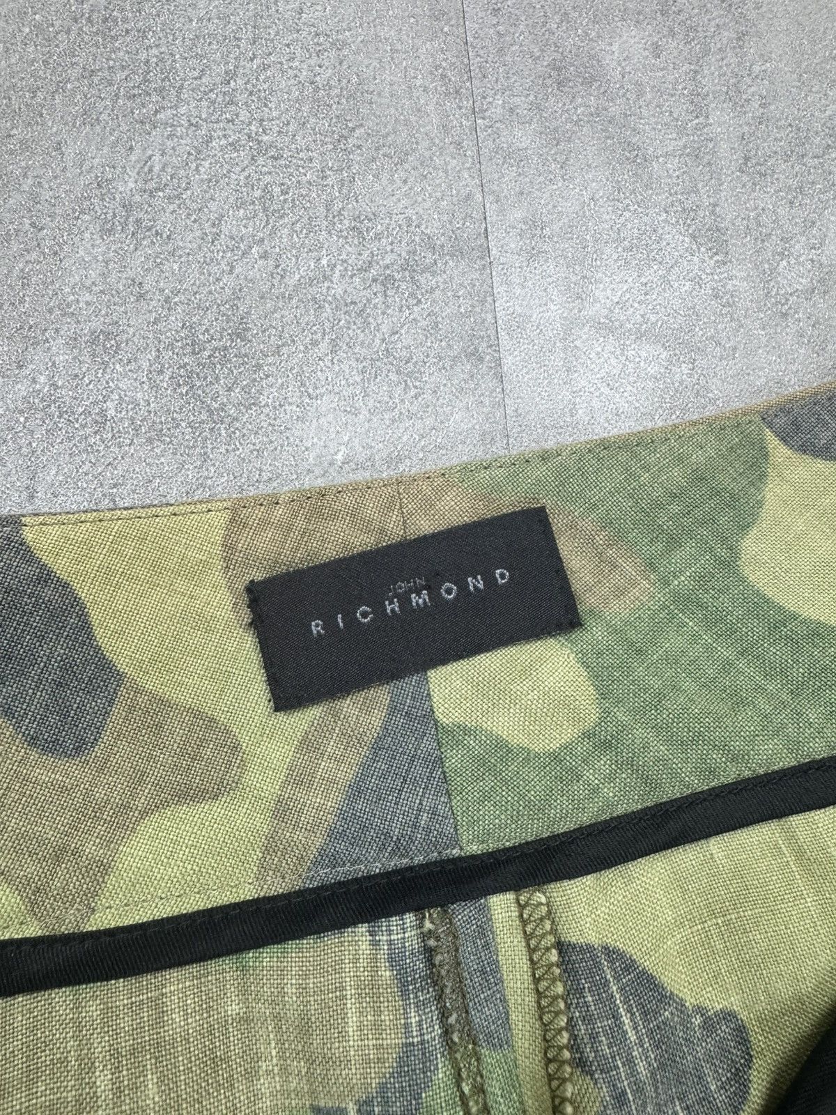 John Richmond John Richmond Linen Camouflage Pants Crystal Bootcut size 46 Size 32" / US 10 / IT 46 - 8 Thumbnail