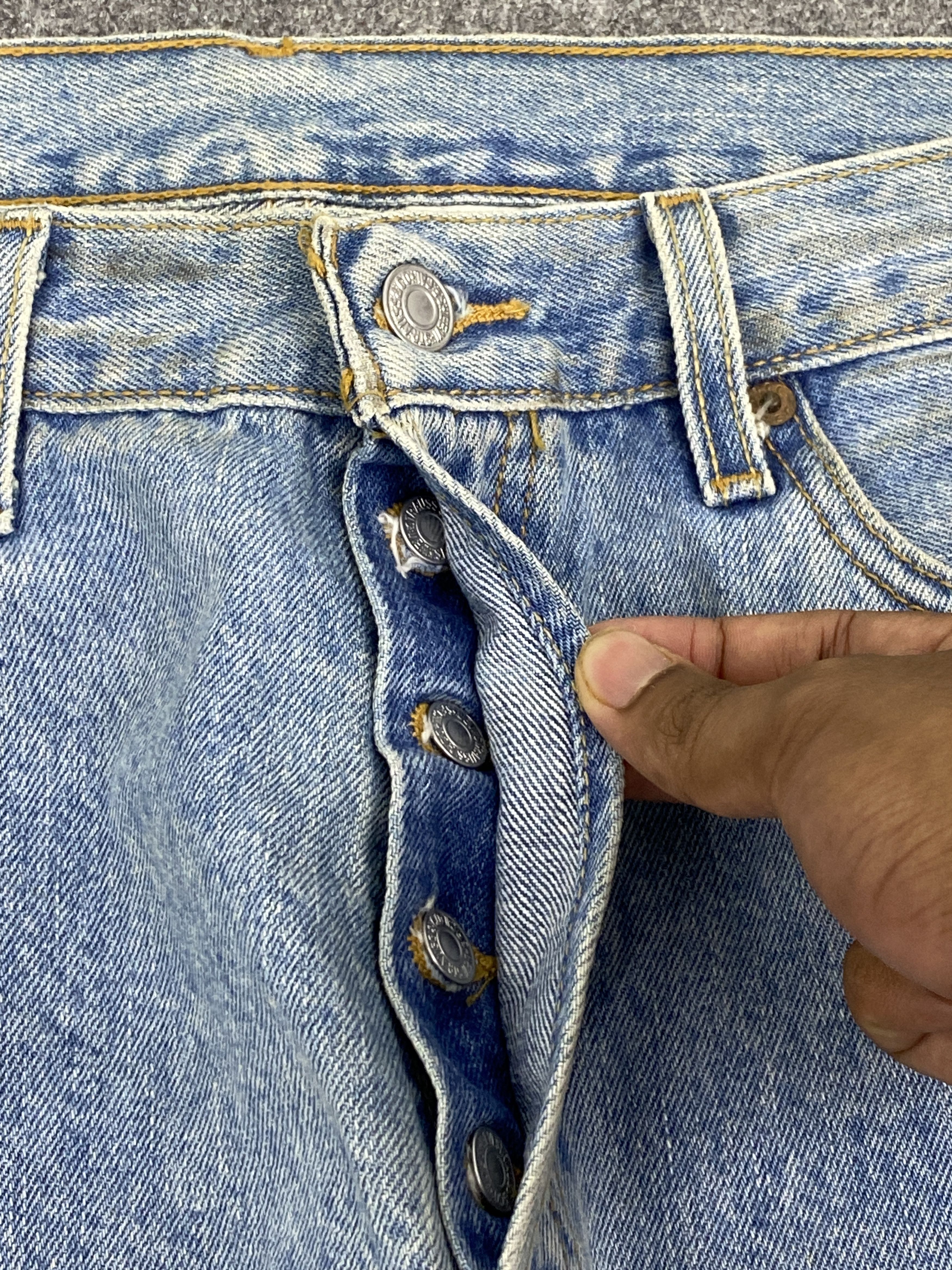 Levi's Vintage 90s Levi's 501 Blue Denim Jeans DP2814 Size US 34 / EU 50 - 11 Thumbnail