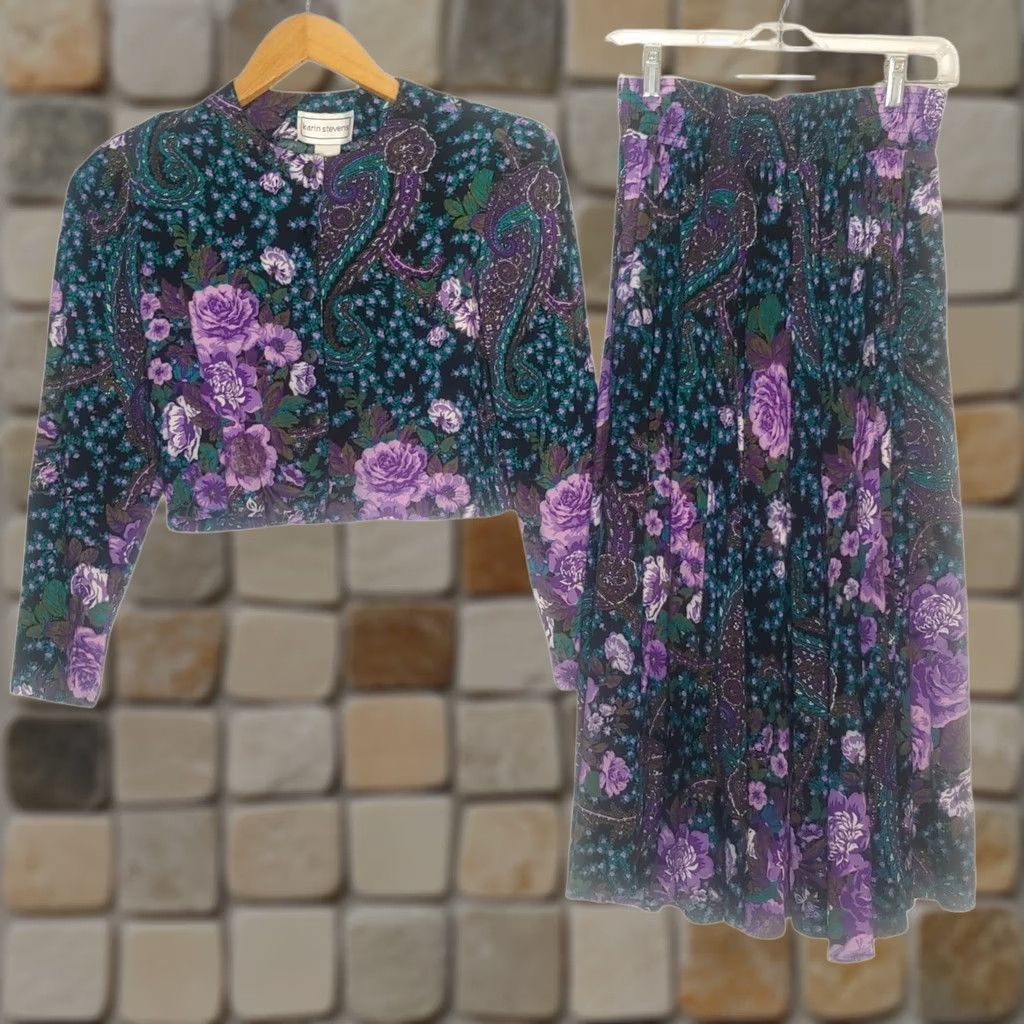 Vintage VINTAGE Karin Stevens Outfit Skirt Shirt Set Black Purple Floral Paisley Size 8 Womens Size M / US 6-8 / IT 42-44 - 1 Thumbnail