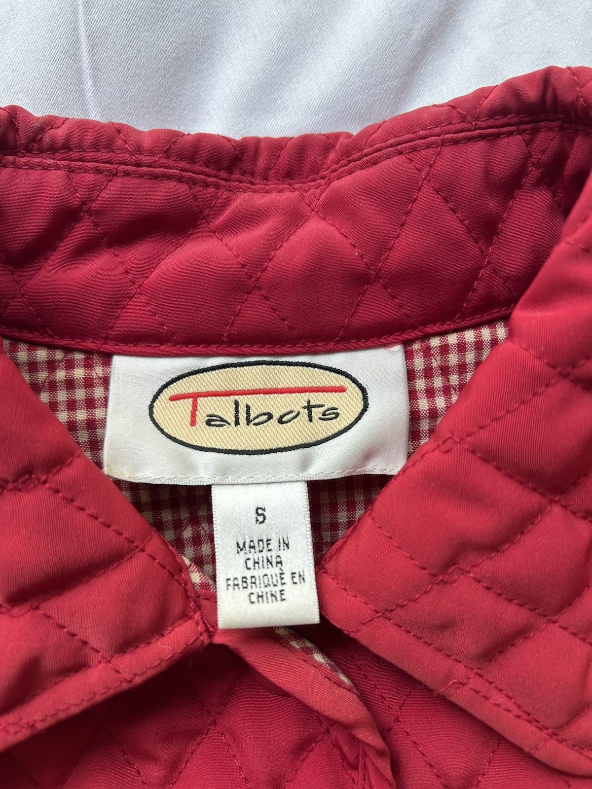 Talbots Tablots womens red quilted snap up jacket w/pockets Size S / US 4 / IT 40 - 3 Thumbnail