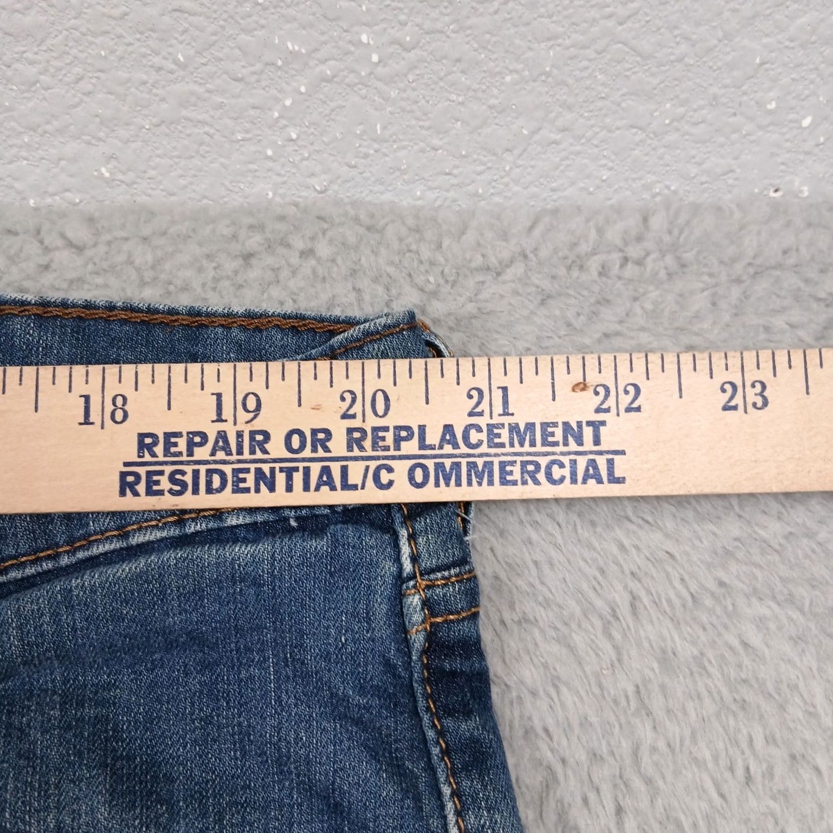 Levi's Levi's 541 Athletic Taper Jeans Mens 40 Regular 30 Inseam Medium Wash Denim Blue Stretch EUC Size US 40 / EU 56 - 5 Thumbnail