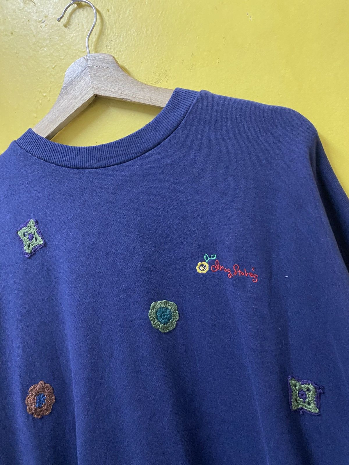 The Unbranded Brand Drug Store's Sweatshirt Crewneck Size US XL / EU 56 / 4 - 3 Thumbnail