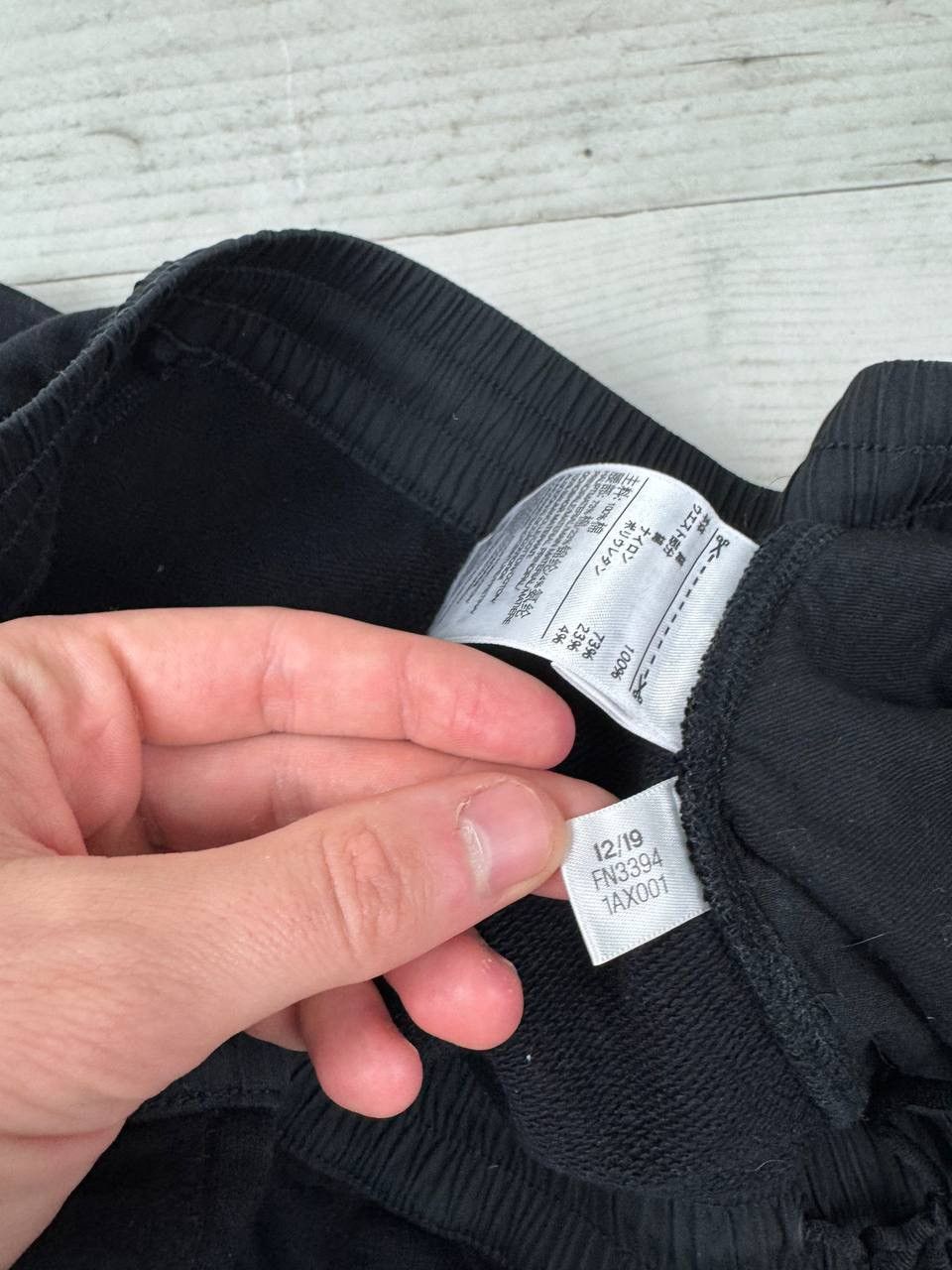 Adidas × Y-3 Adidas Y-3 Yohji Yamamoto Classic Terry Shorts Black Size US 36 / EU 52 - 8 Thumbnail