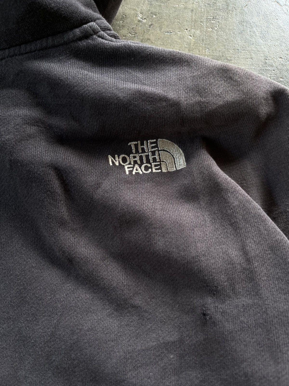 Japanese Brand × The North Face × Vintage THE NORTH FACE BIG LOGO ZIPPER HOODIE DISTRESSED Size US L / EU 52-54 / 3 - 12 Thumbnail